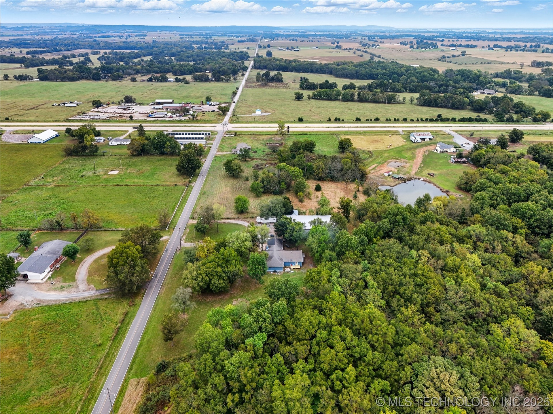 175 S 428 Road Property Photo 60