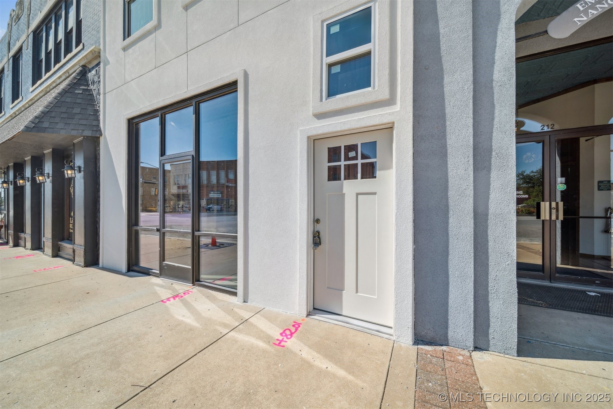 210 N Main Street Property Photo 11