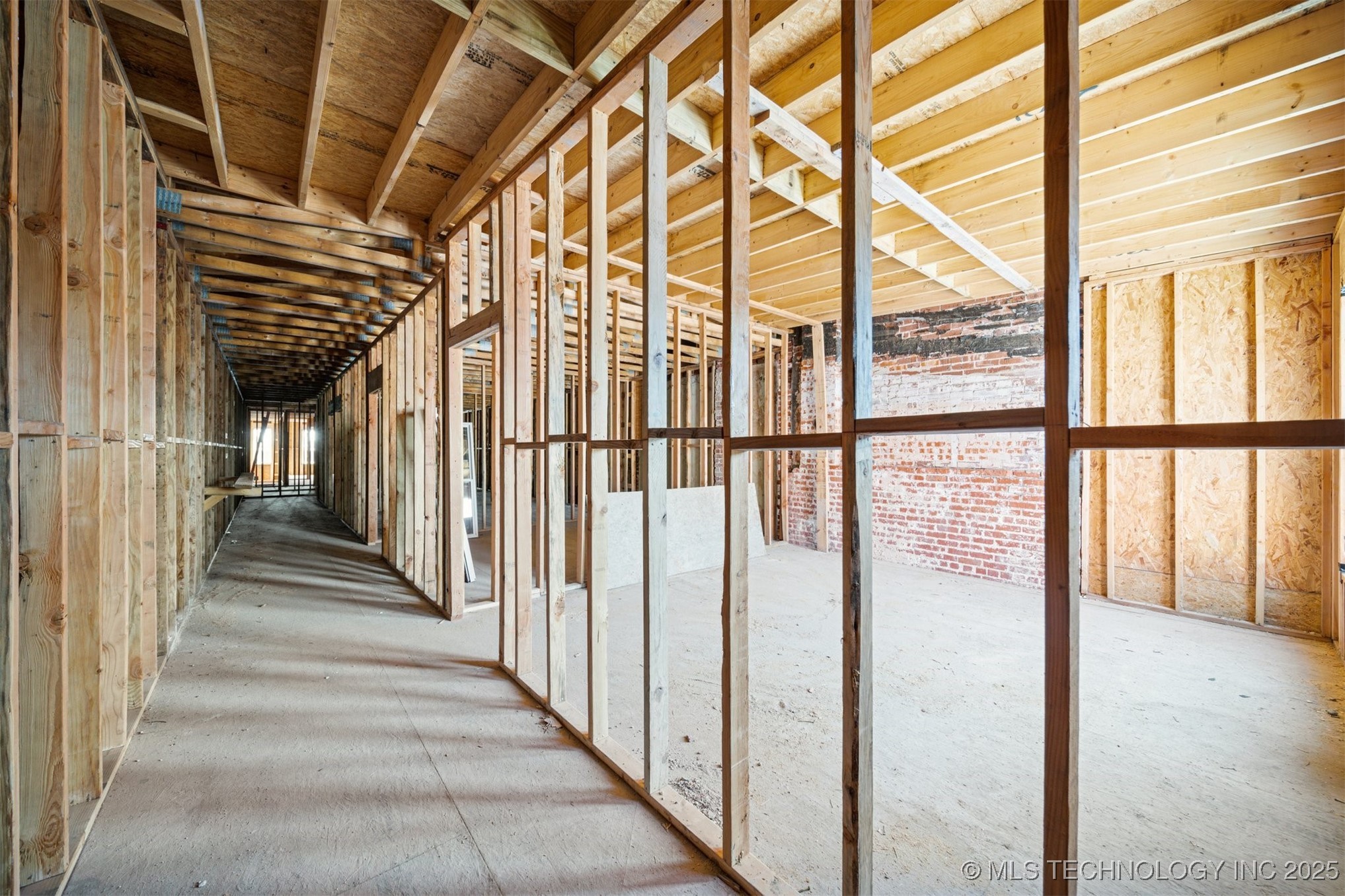 210 N Main Street Property Photo 26