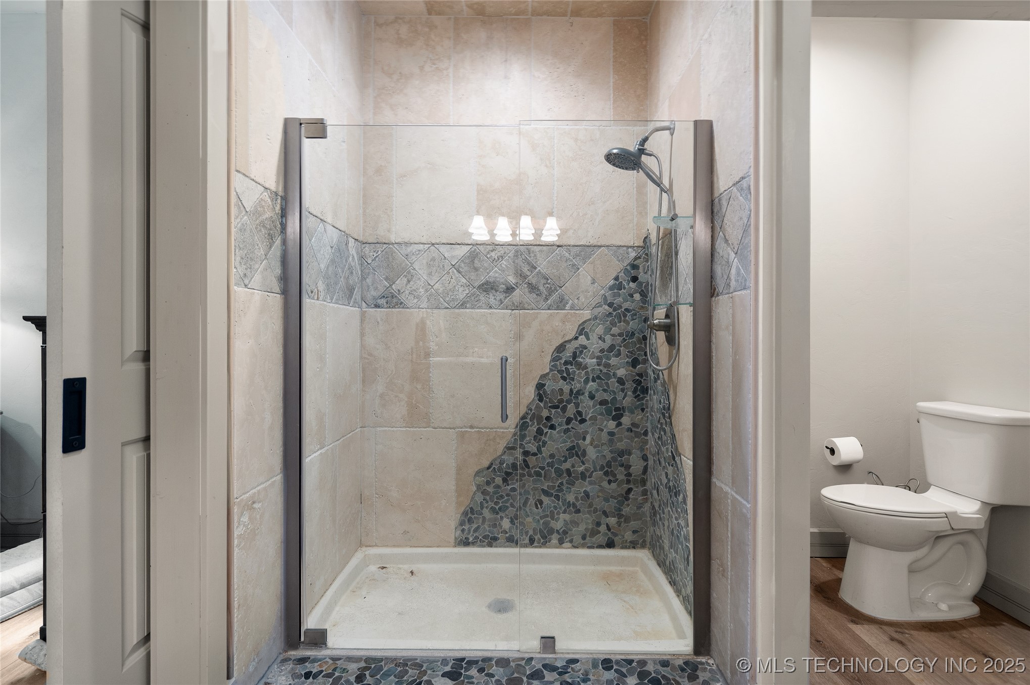 2516 Elm Road Property Photo 30