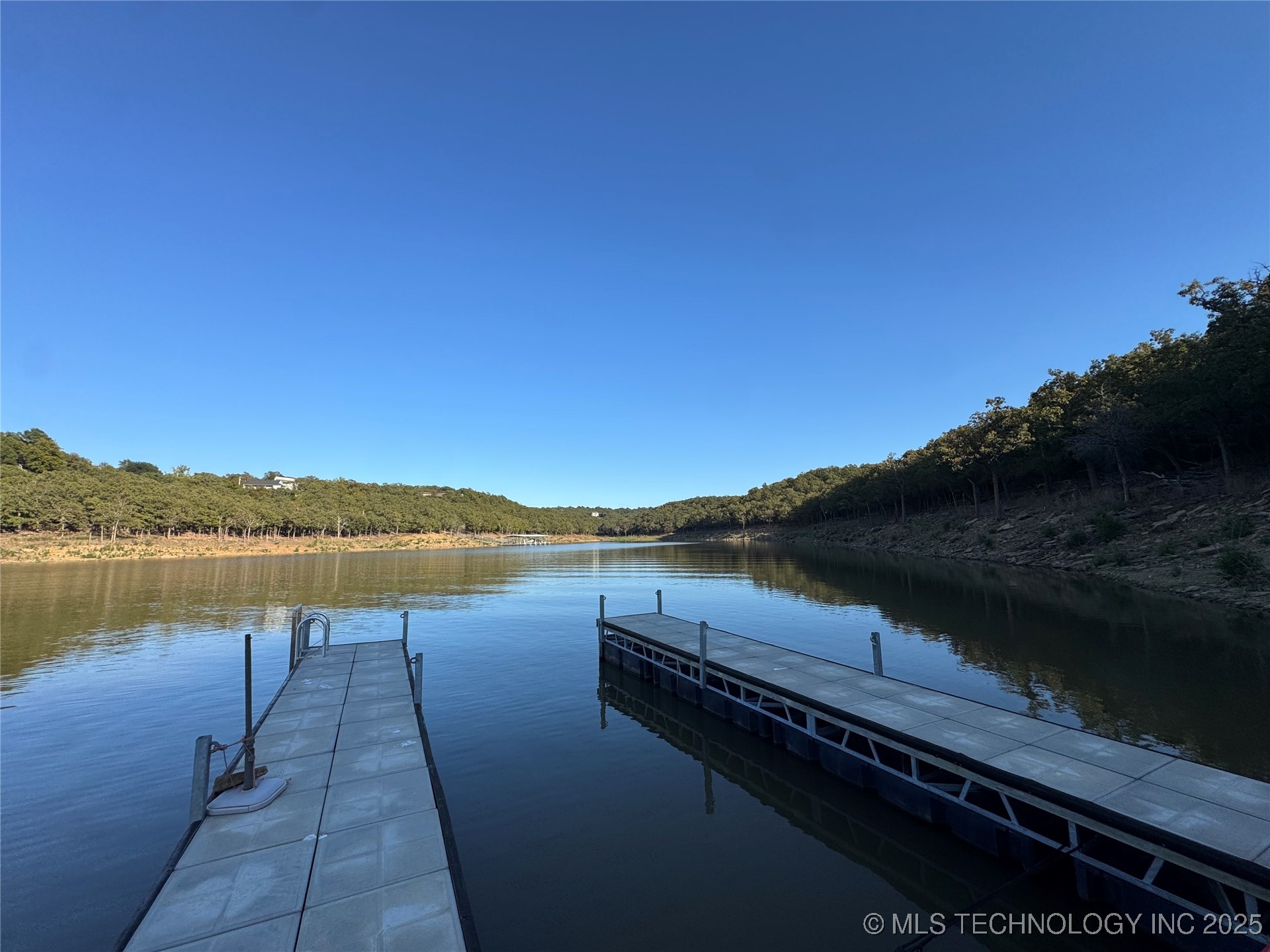 447 N Kershner Road Property Photo 6