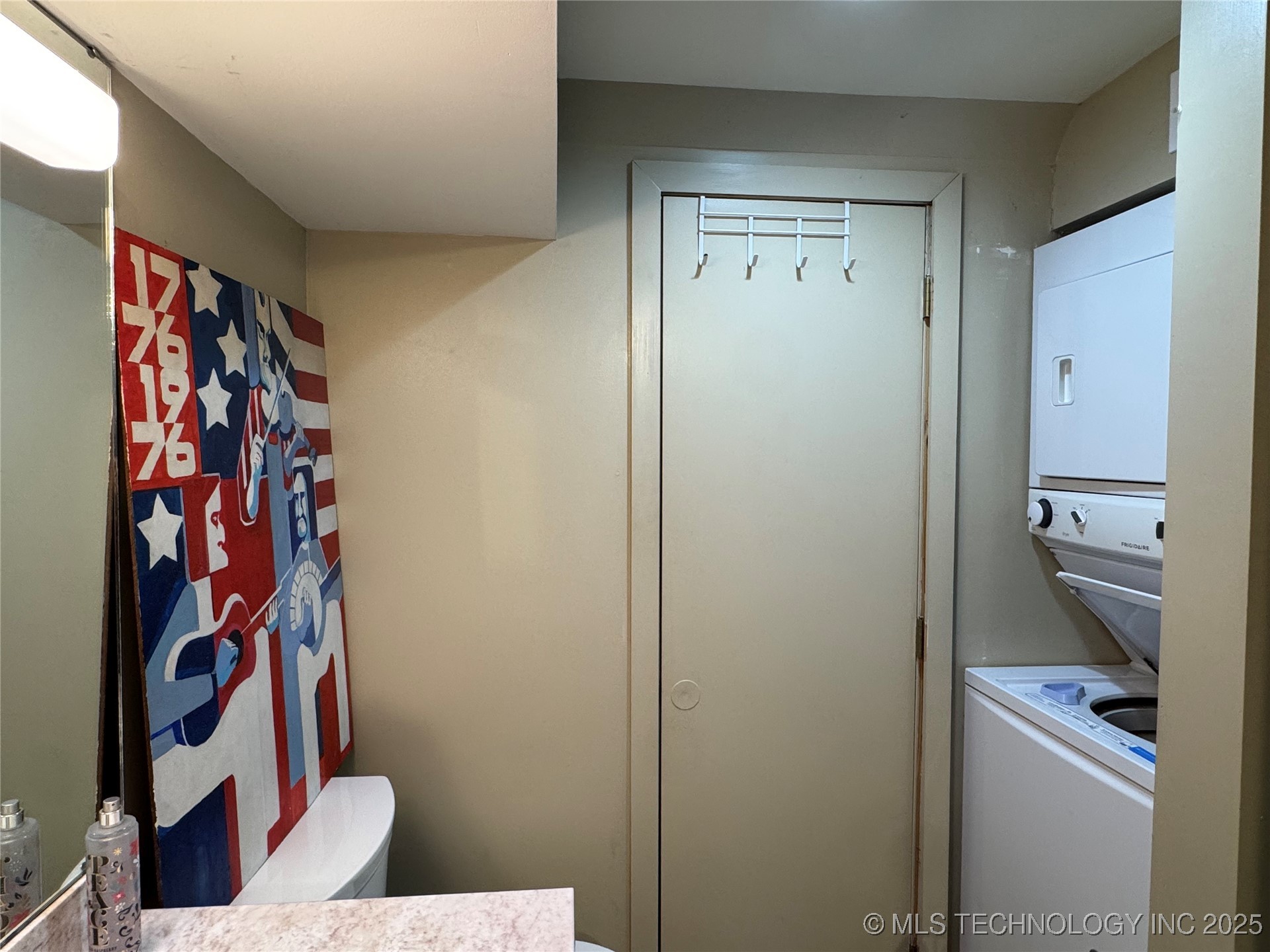 447 N Kershner Road Property Photo 17