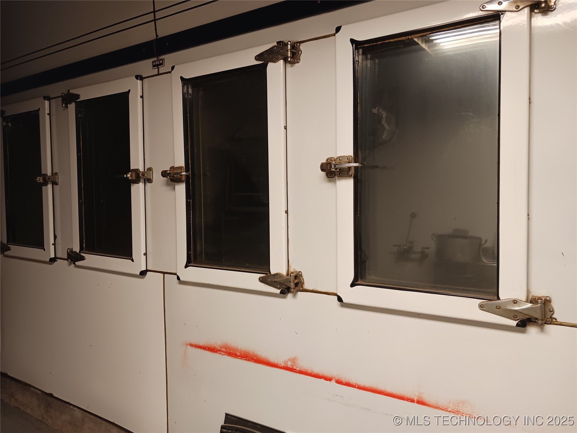 125 N Main Street Property Photo 12