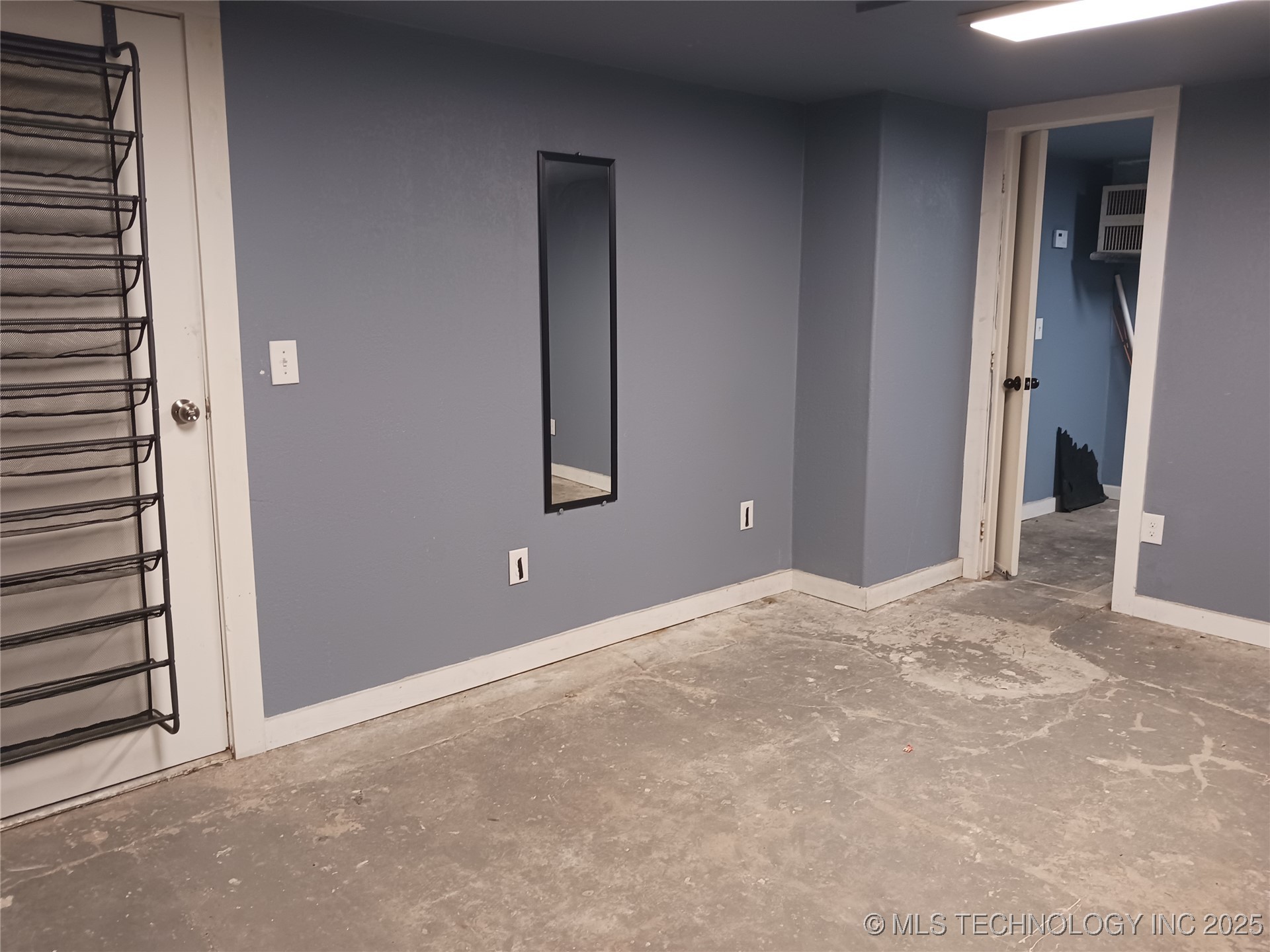 125 N Main Street Property Photo 14