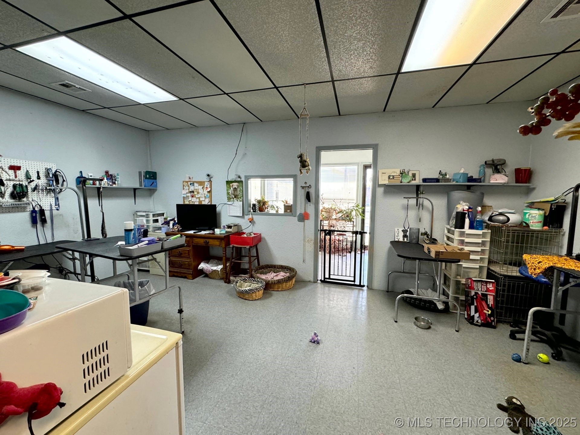 201 E 1st Street Property Photo 12