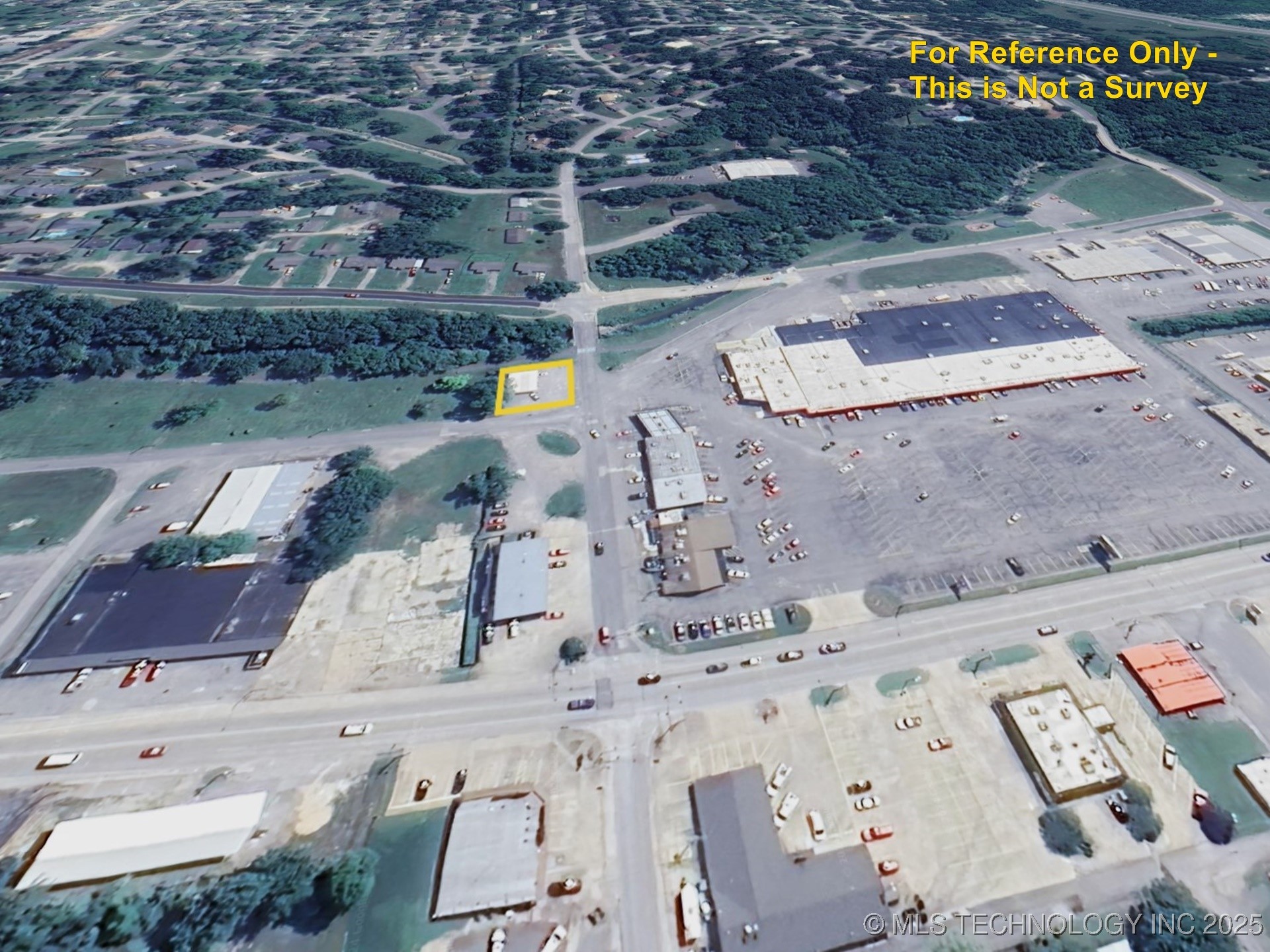 201 E 1st Street Property Photo 27