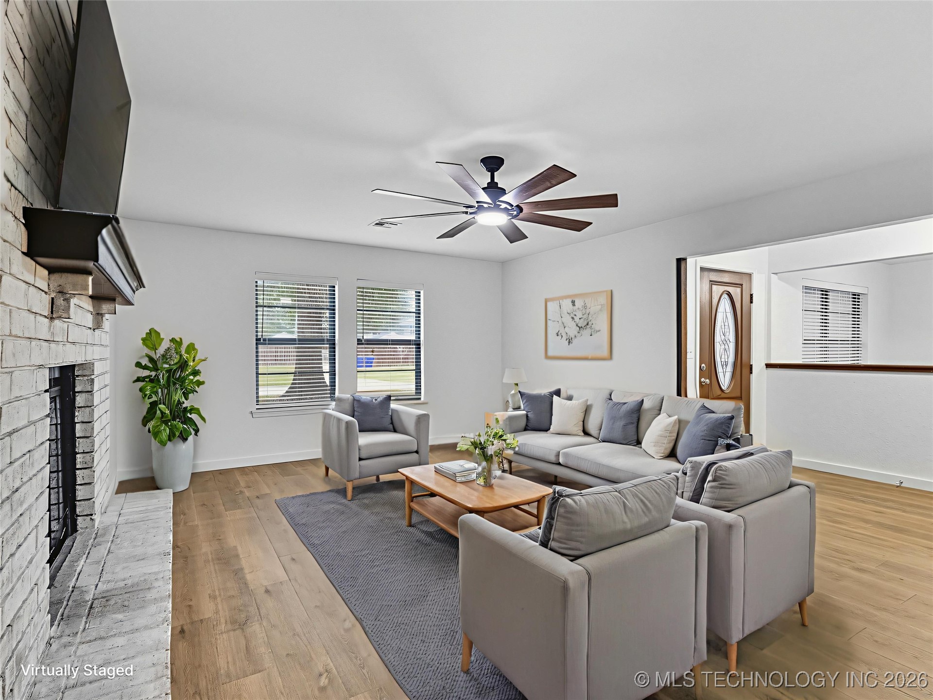 303 E Gawf Lane Property Photo 4