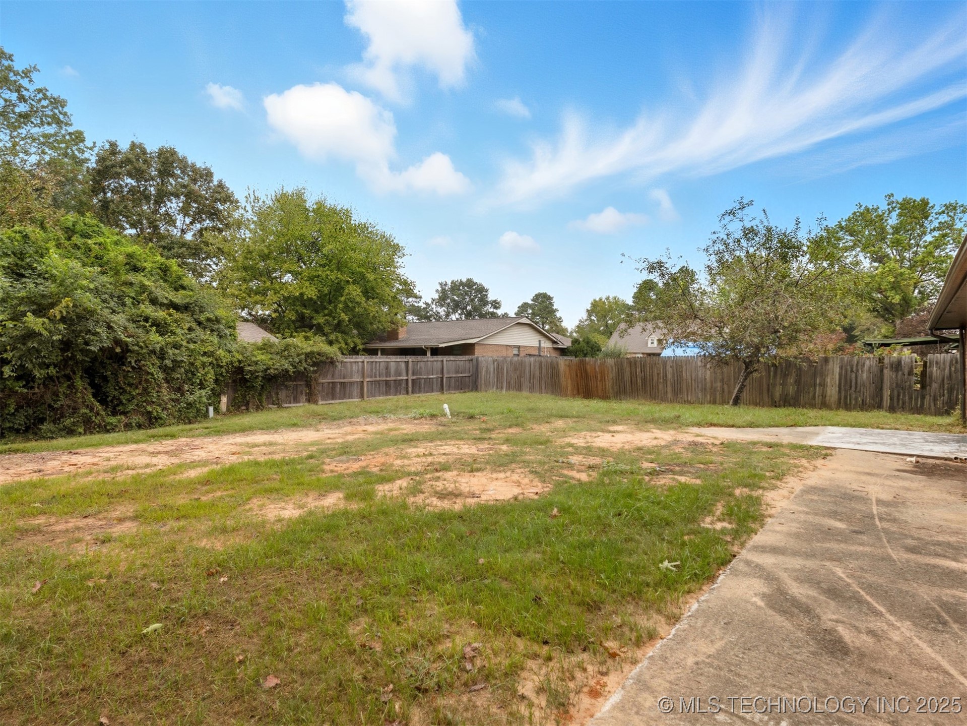 303 E Gawf Lane Property Photo 25