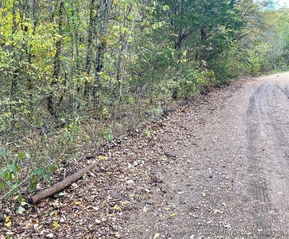 E 950 Road Property Photo 11