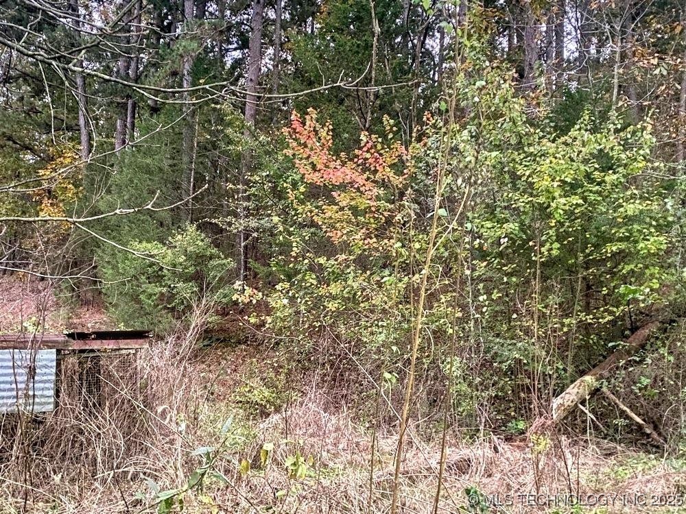 E 950 Road Property Photo 12