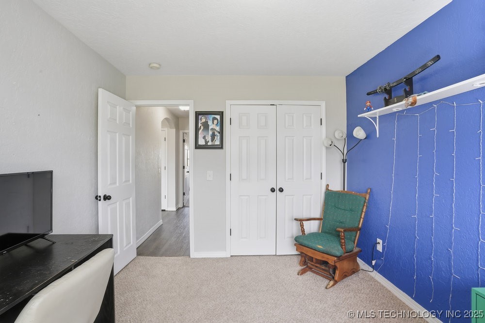 3316 E Jersey Street Property Photo 18