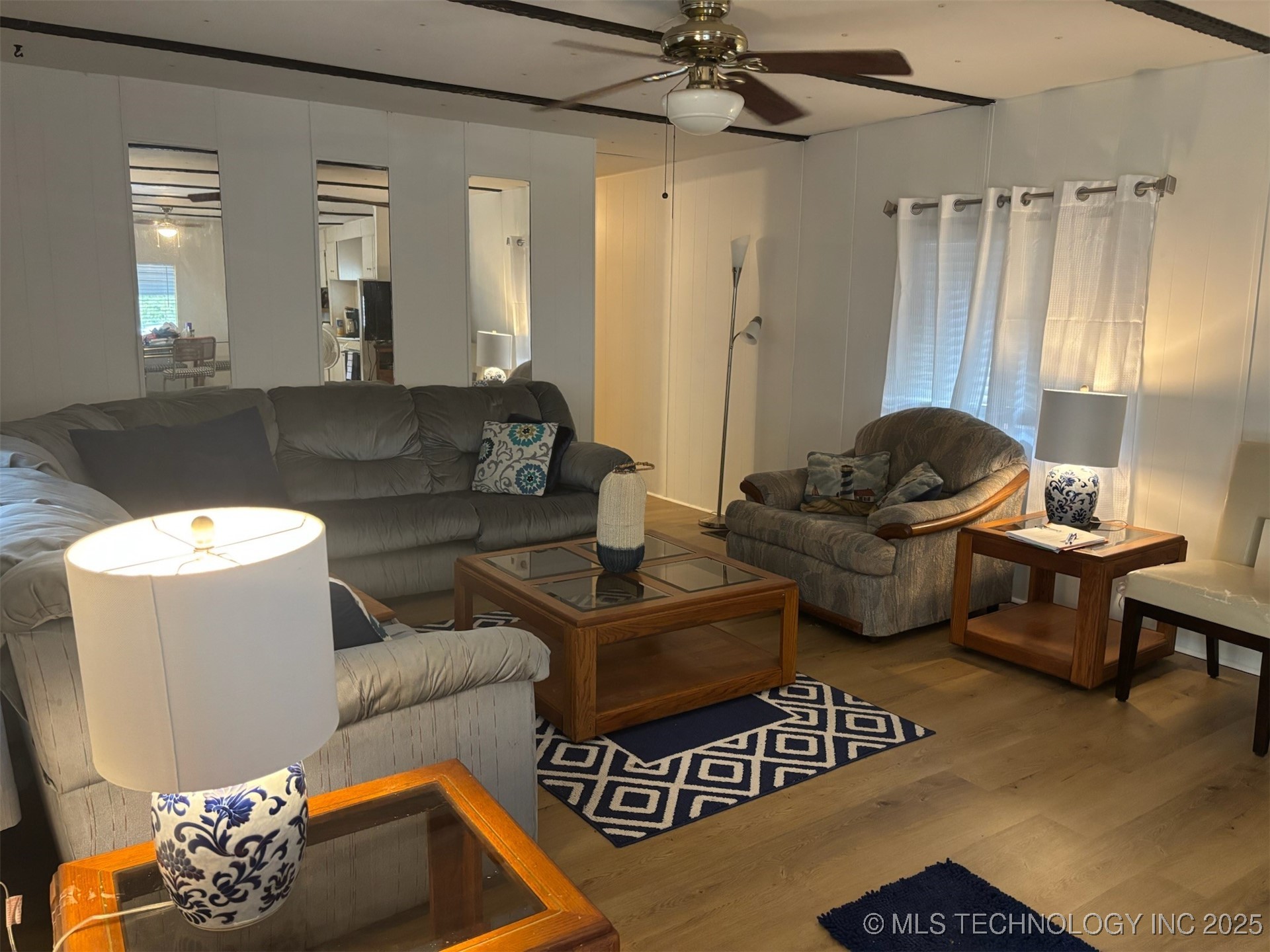 35708 S Fox Hill Road Property Photo 4