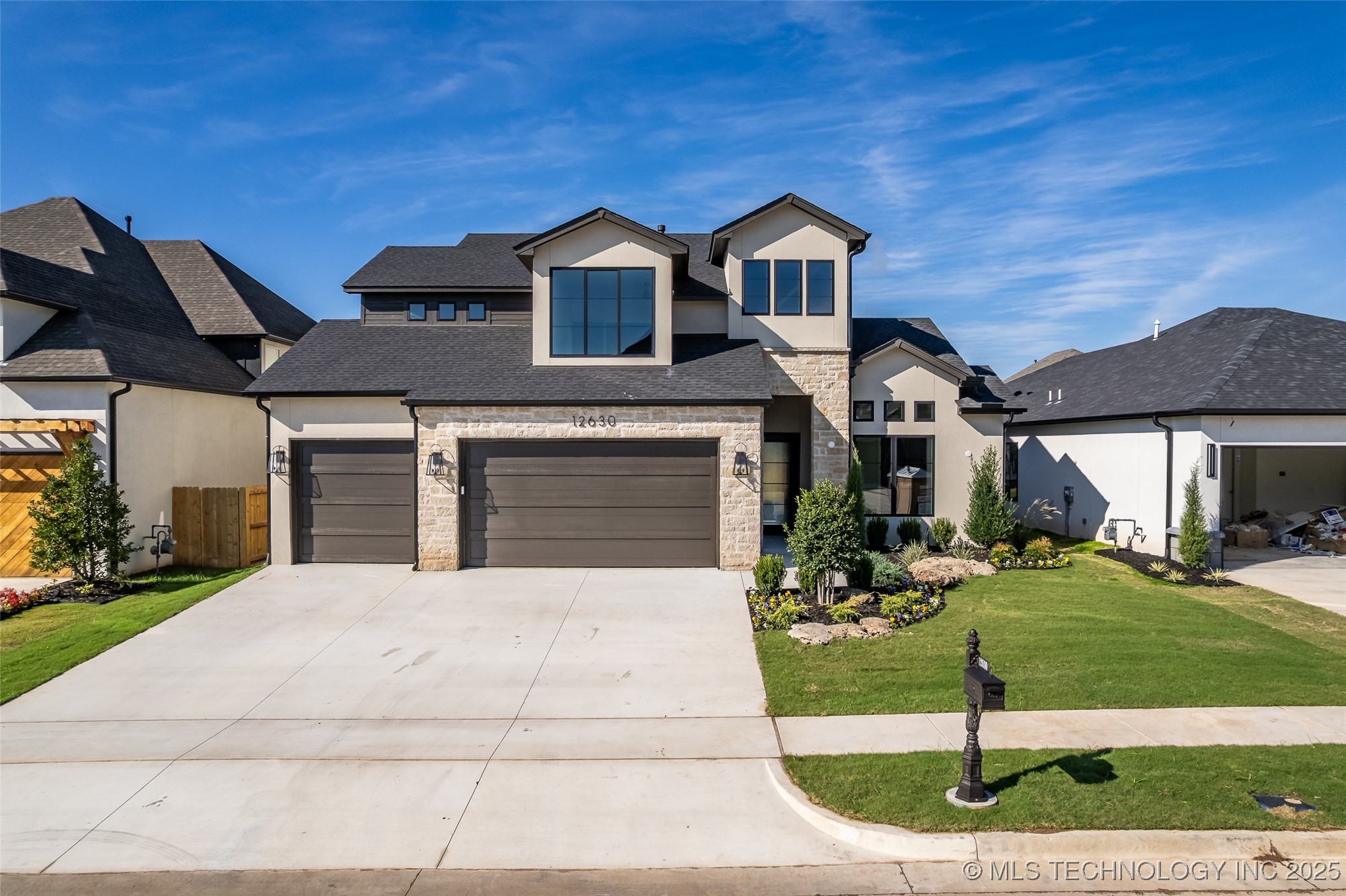 12630 S Granite Avenue Property Photo 1