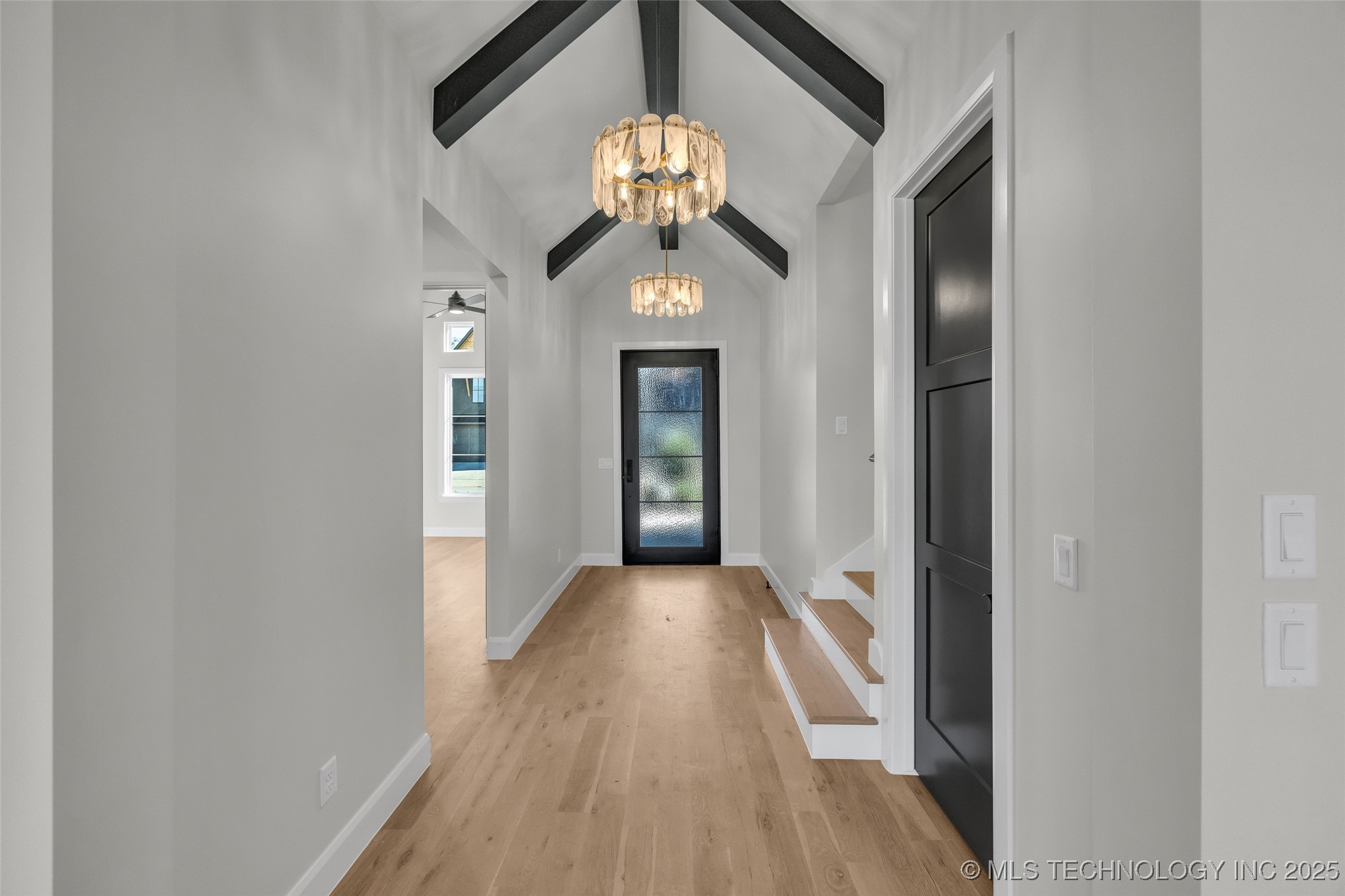 12630 S Granite Avenue Property Photo 3