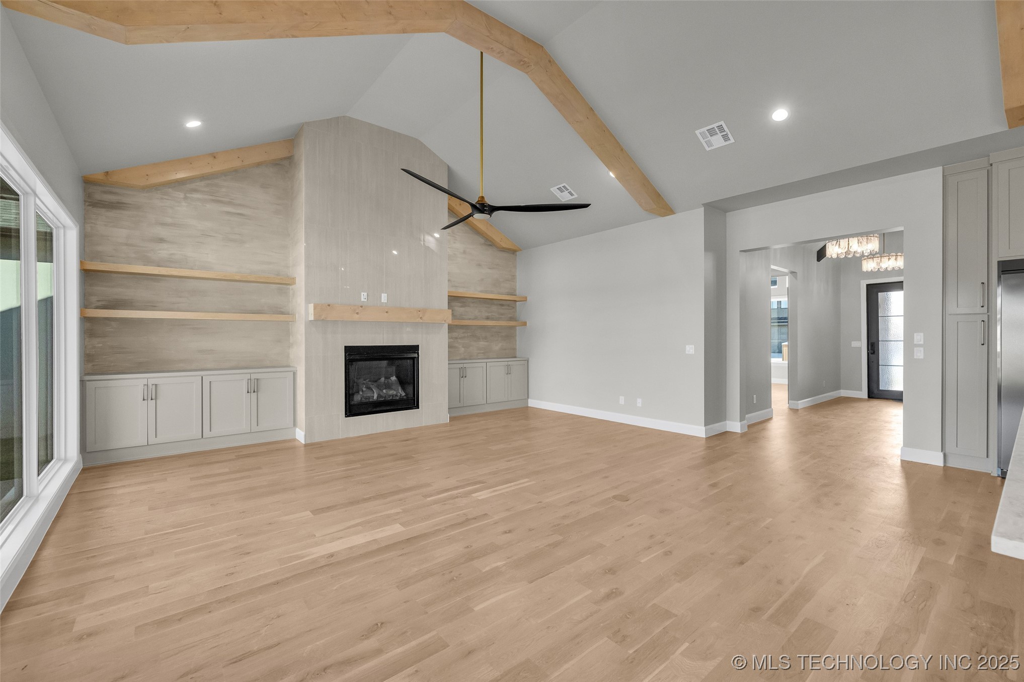 12630 S Granite Avenue Property Photo 5