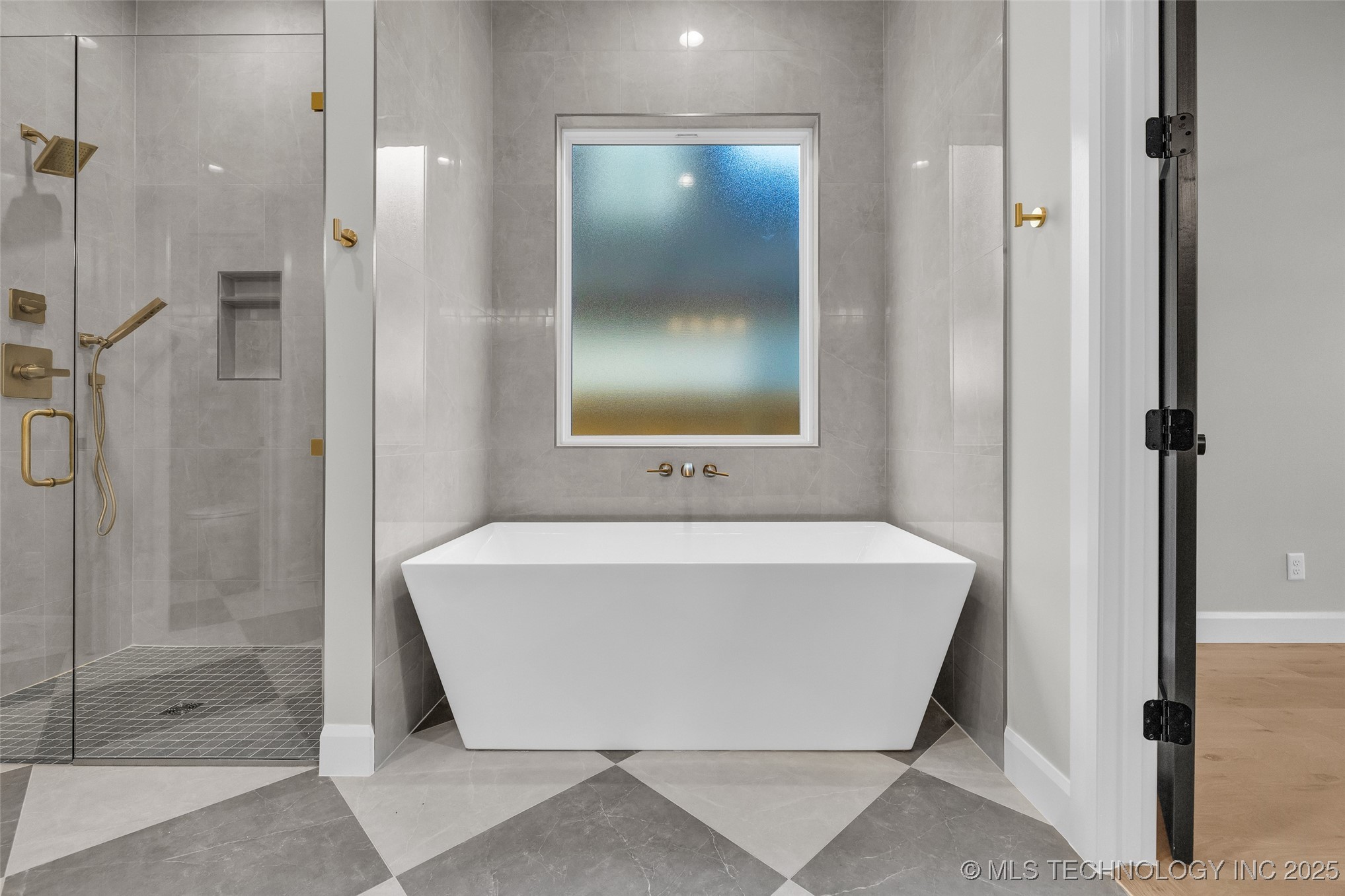 12630 S Granite Avenue Property Photo 15