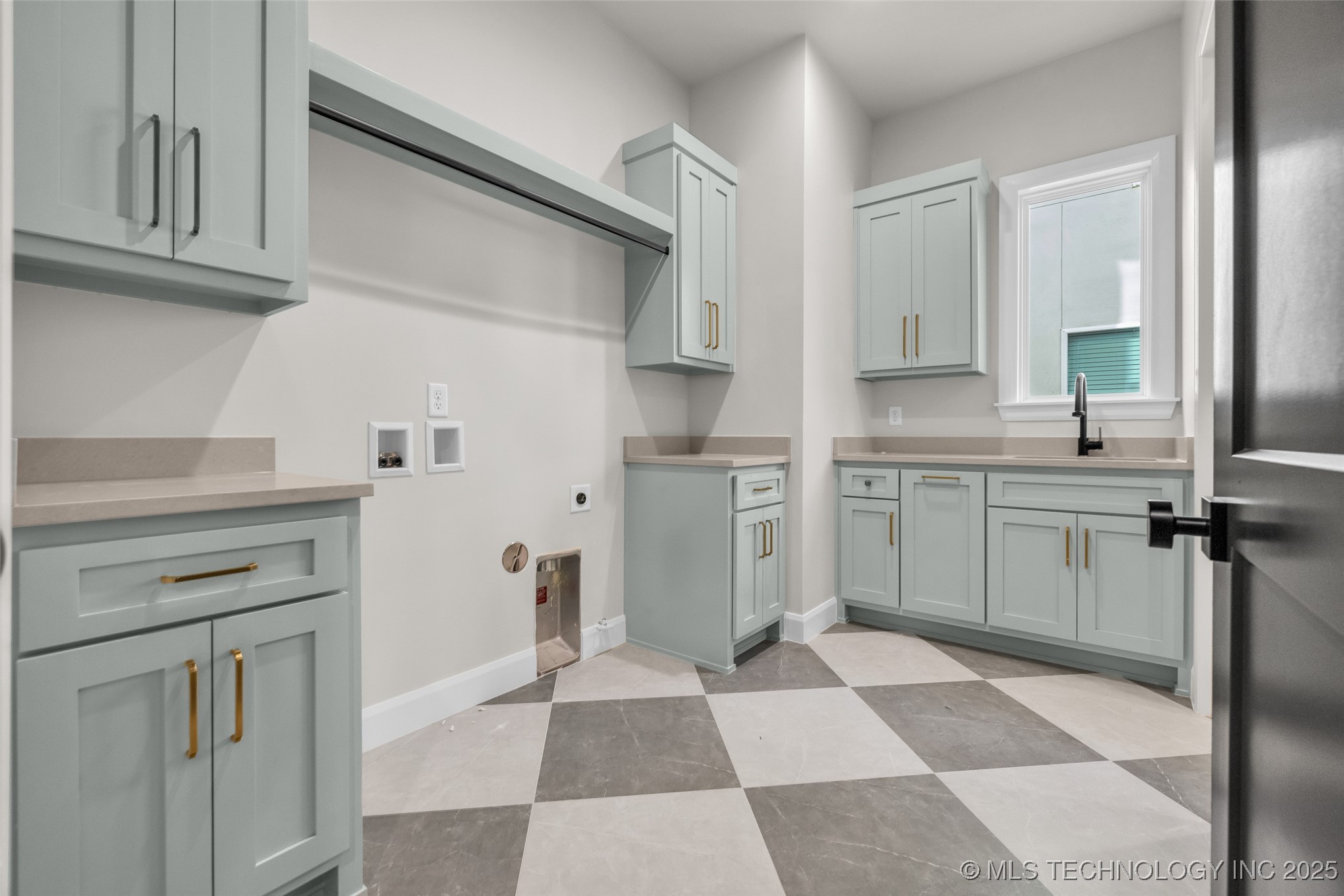 12630 S Granite Avenue Property Photo 19