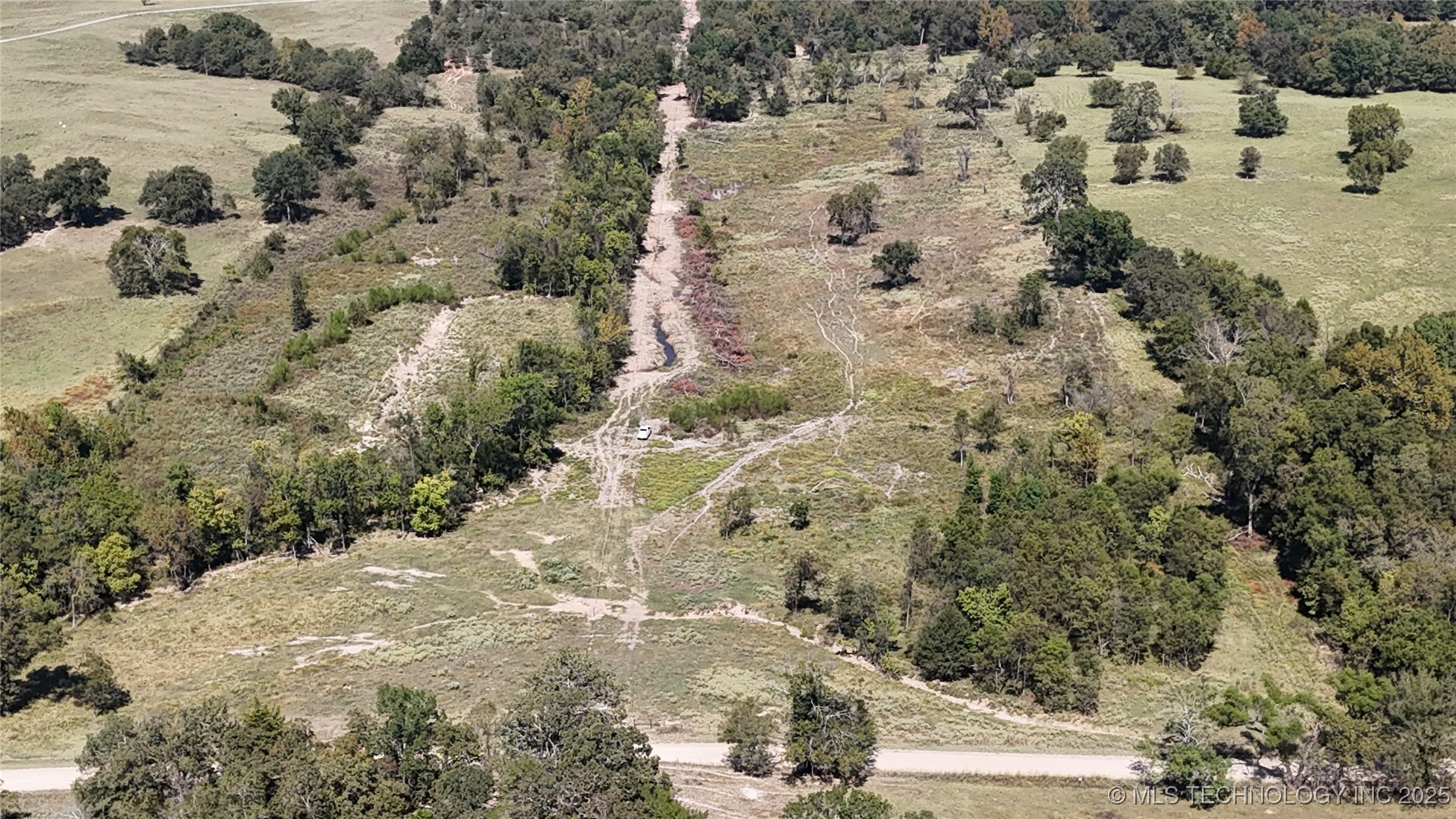 000 Sandy Creek Property Photo 4