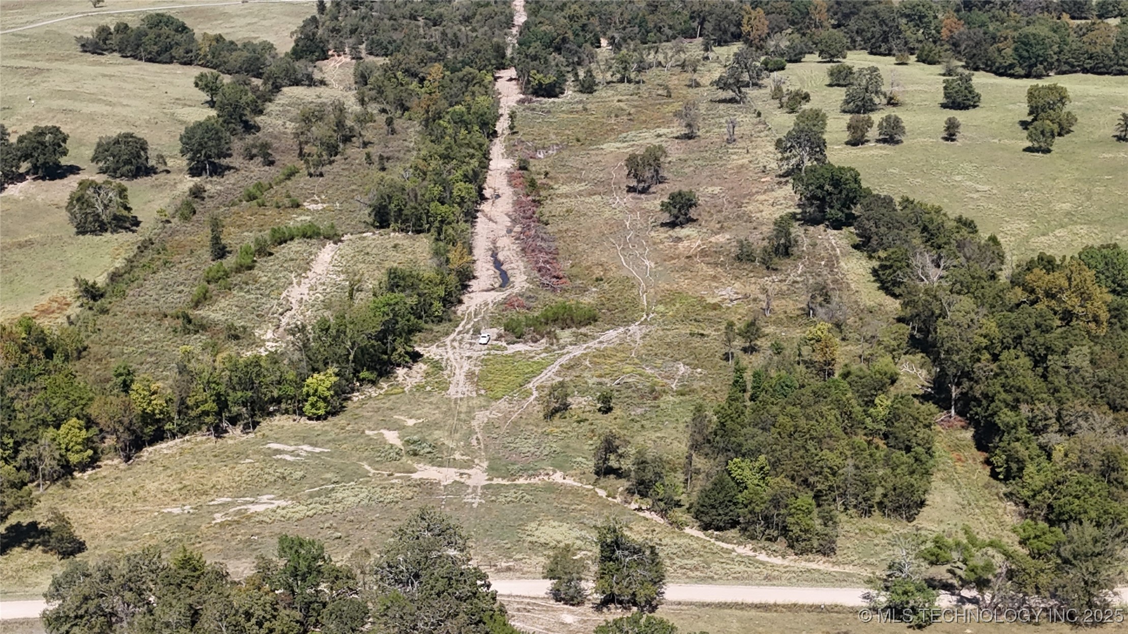 000 Sandy Creek Property Photo 5