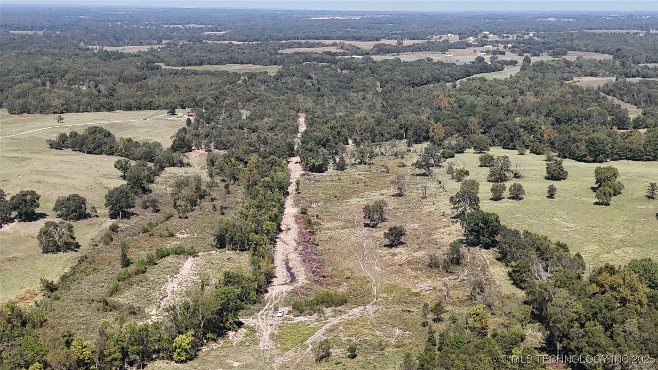 000 Sandy Creek Property Photo 6