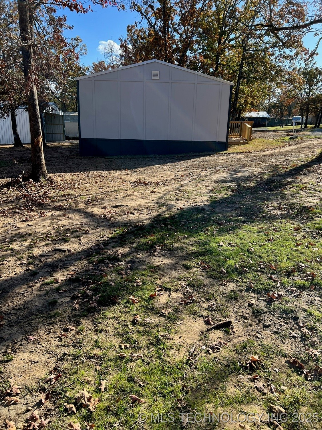 18 Nakomis Court Property Photo 27