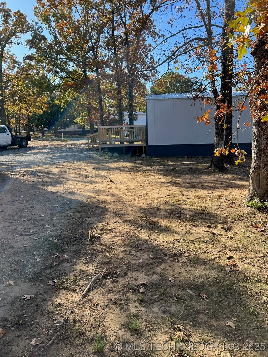 18 Nakomis Court Property Photo 28