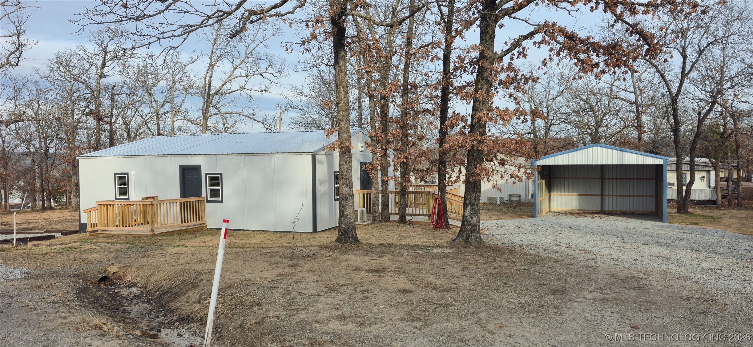 18 Nakomis Court Property Photo 32