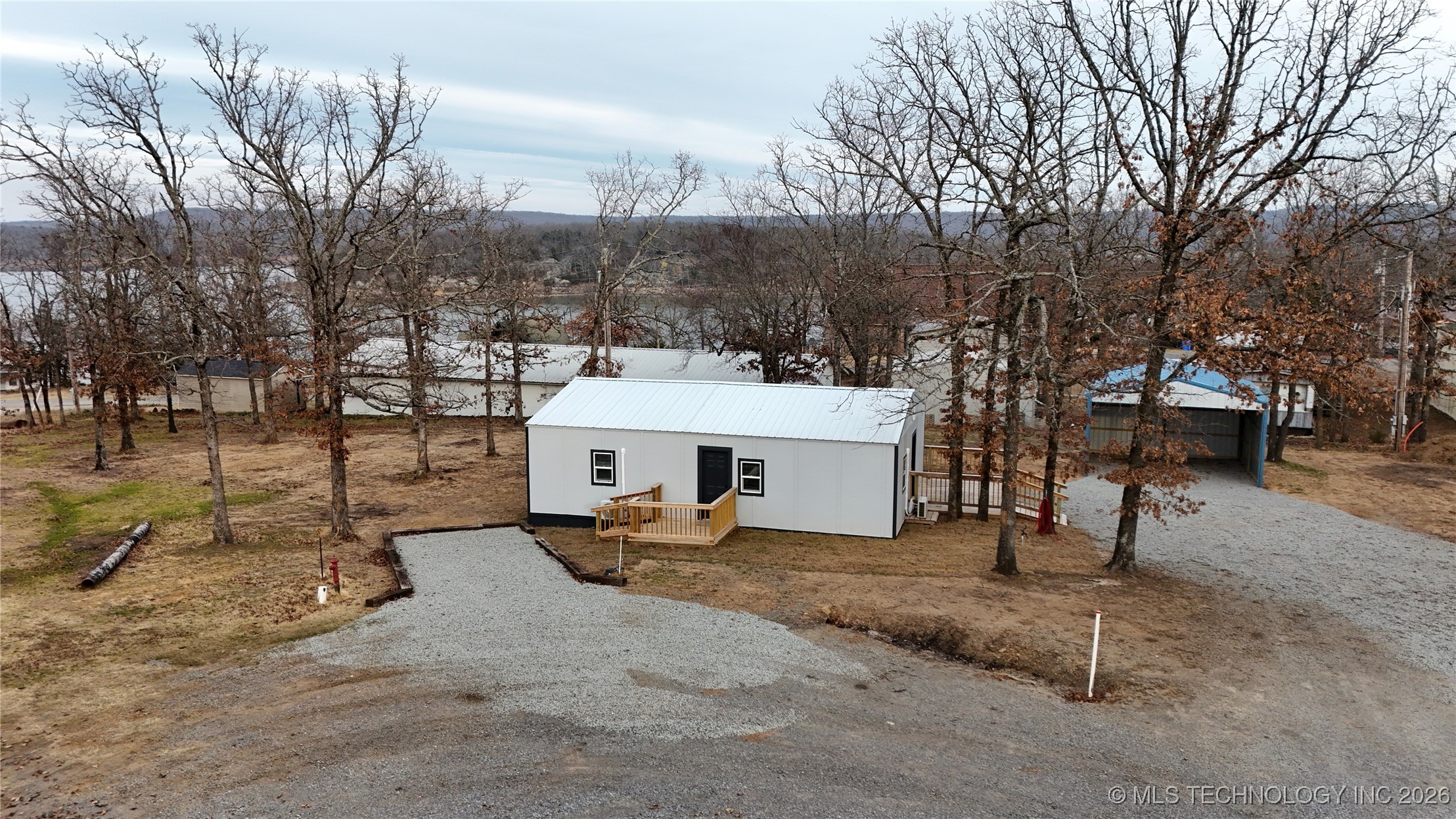 18 Nakomis Court Property Photo 38