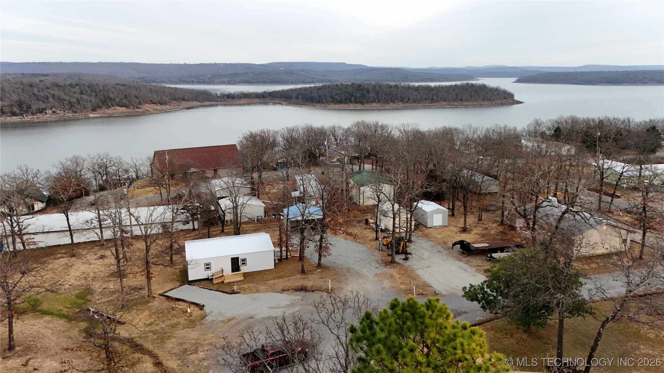 18 Nakomis Court Property Photo 43