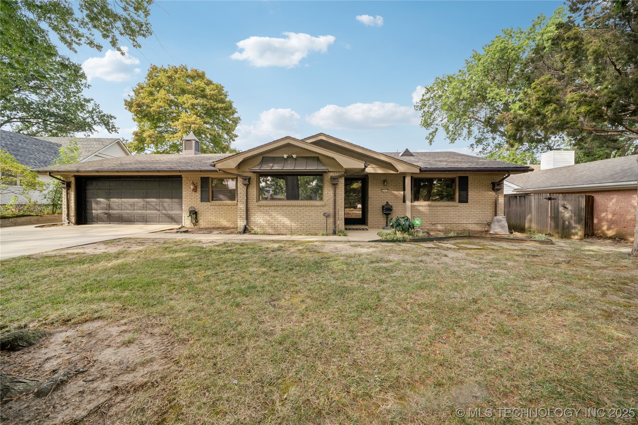 6881 E 57th Street Property Photo 1