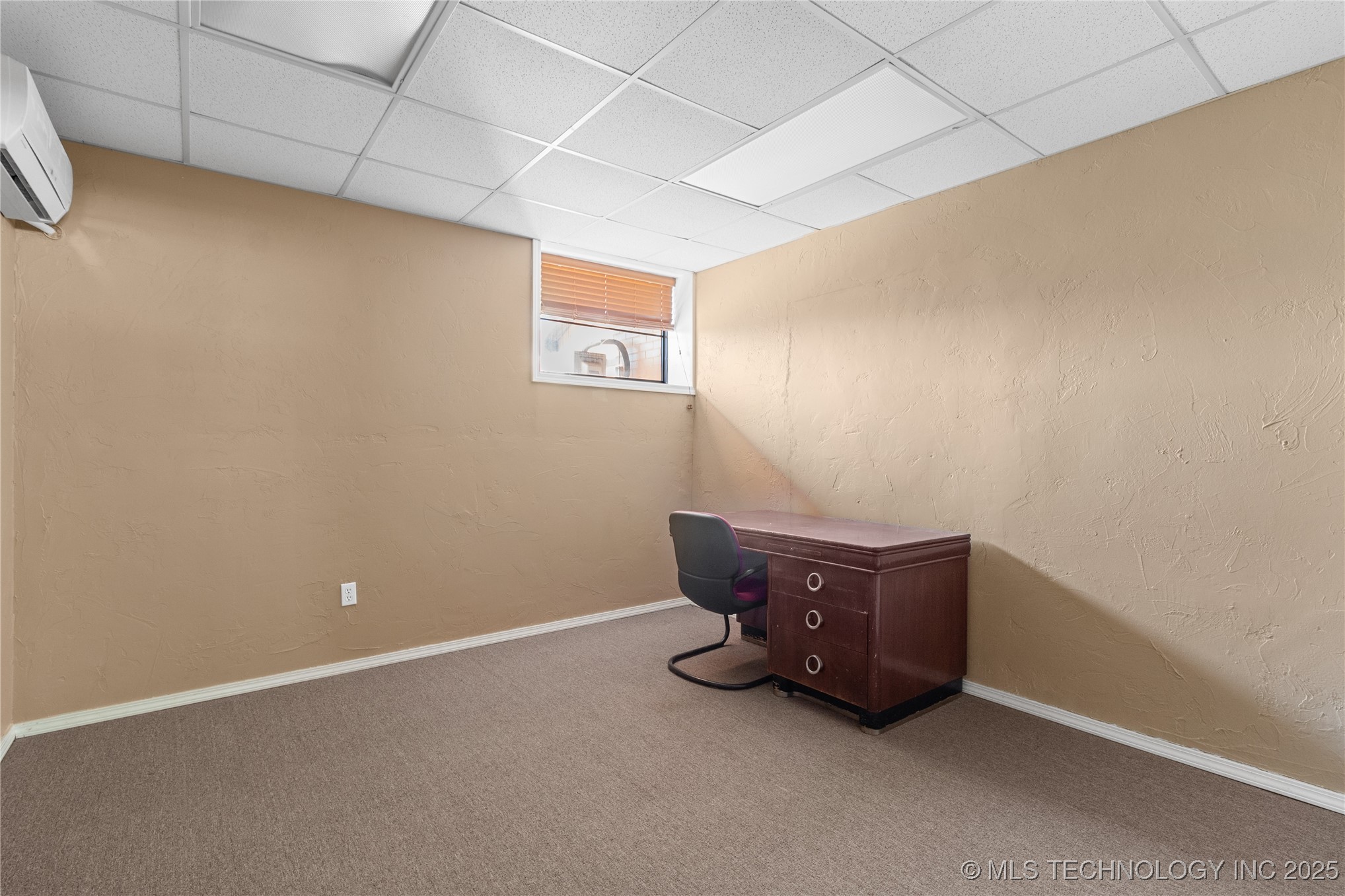 116 E Robert S Kerr Boulevard Property Photo 41