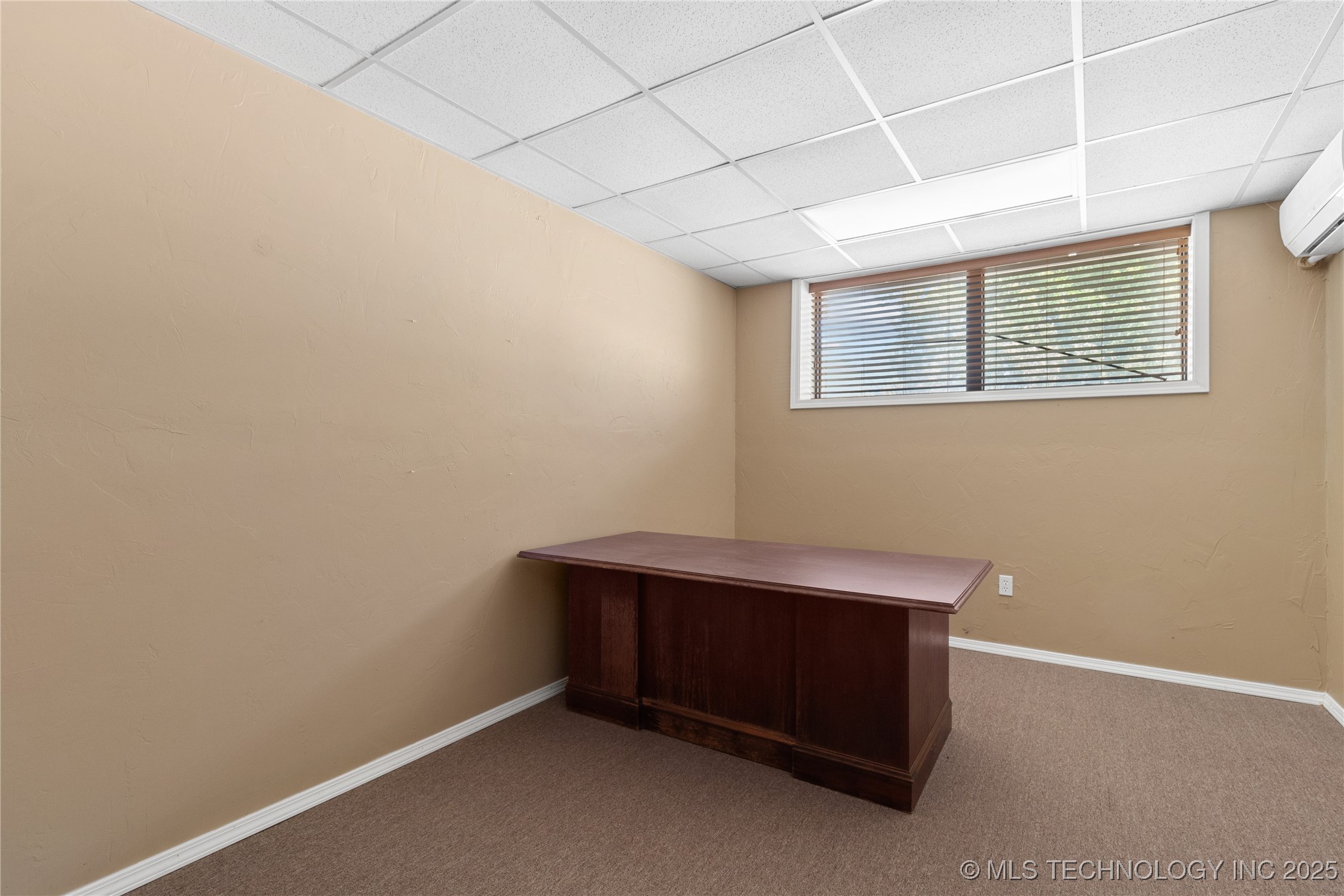 116 E Robert S Kerr Boulevard Property Photo 42