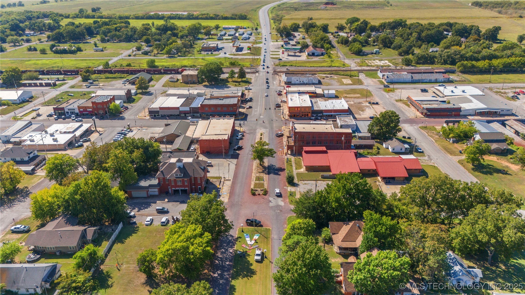 116 E Robert S Kerr Boulevard Property Photo 51