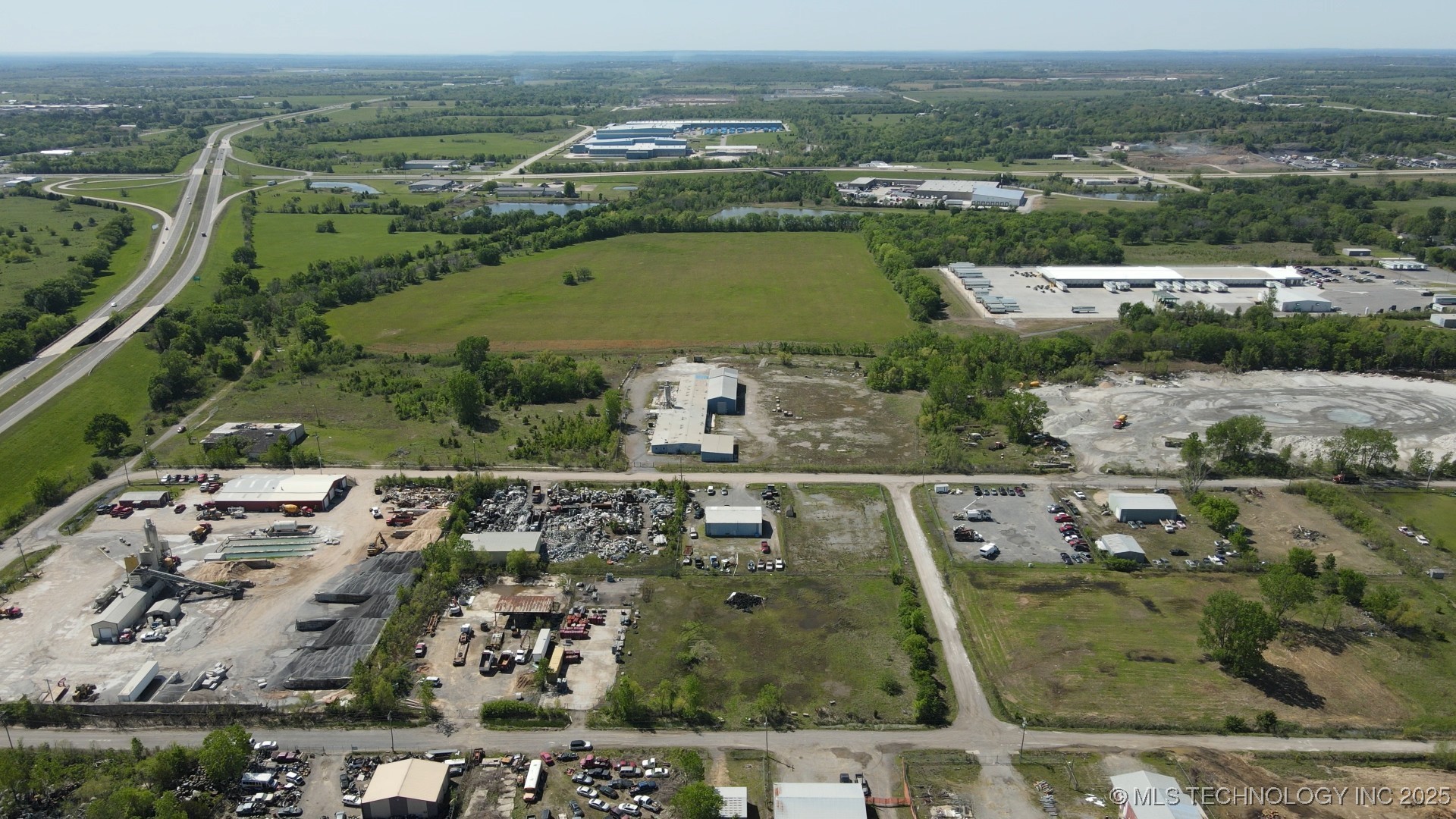 611 Azalea Drive Property Photo 20