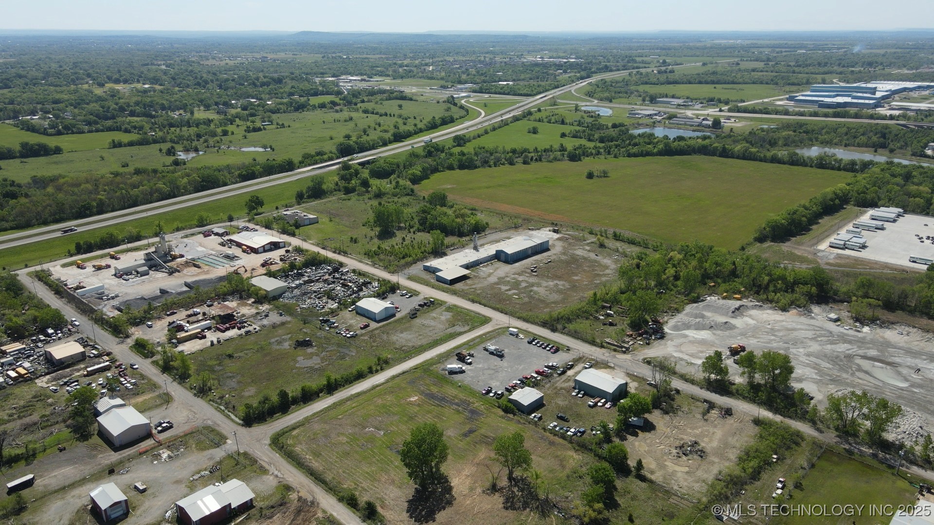 611 Azalea Drive Property Photo 21