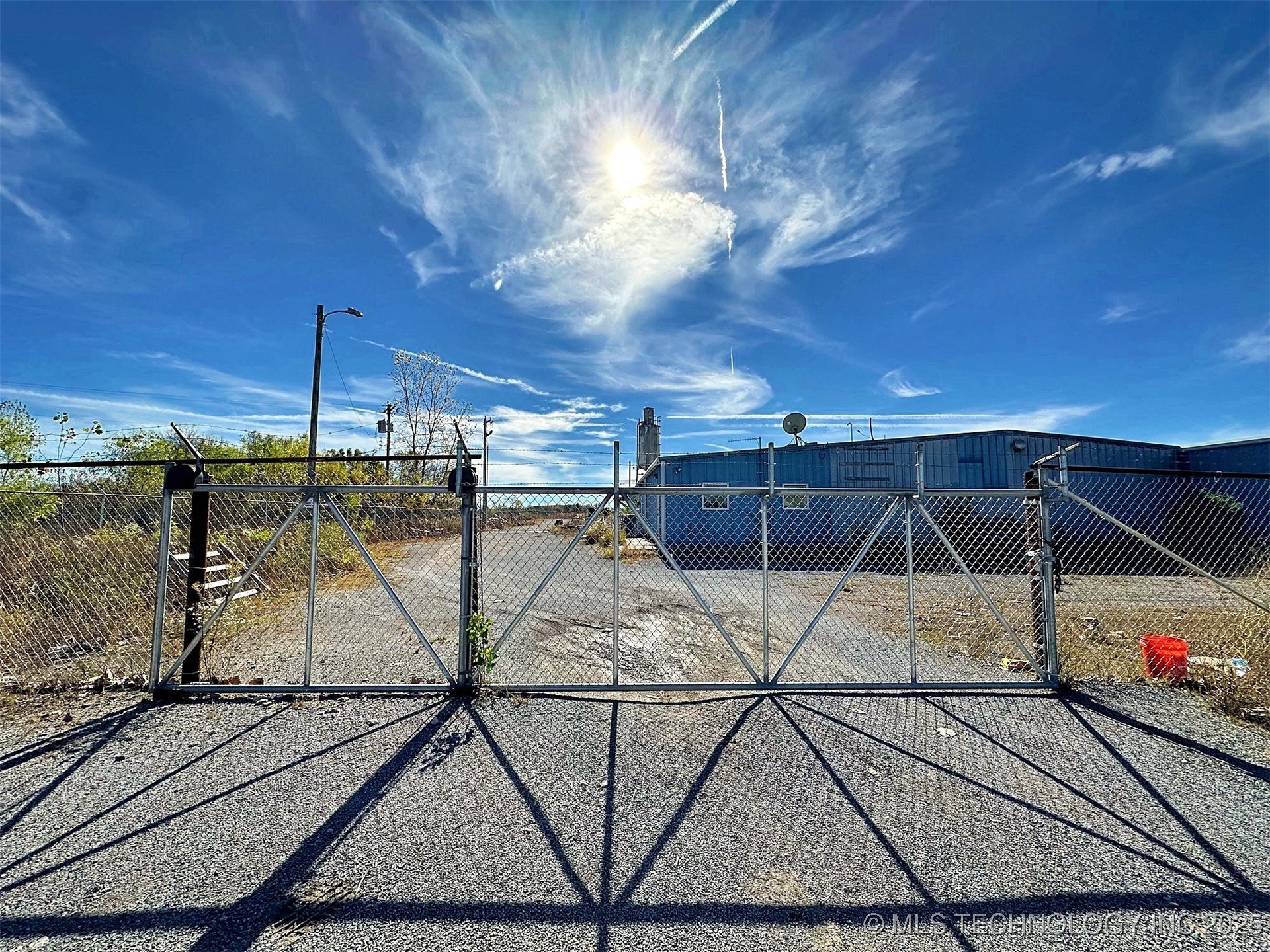 611 Azalea Drive Property Photo 33