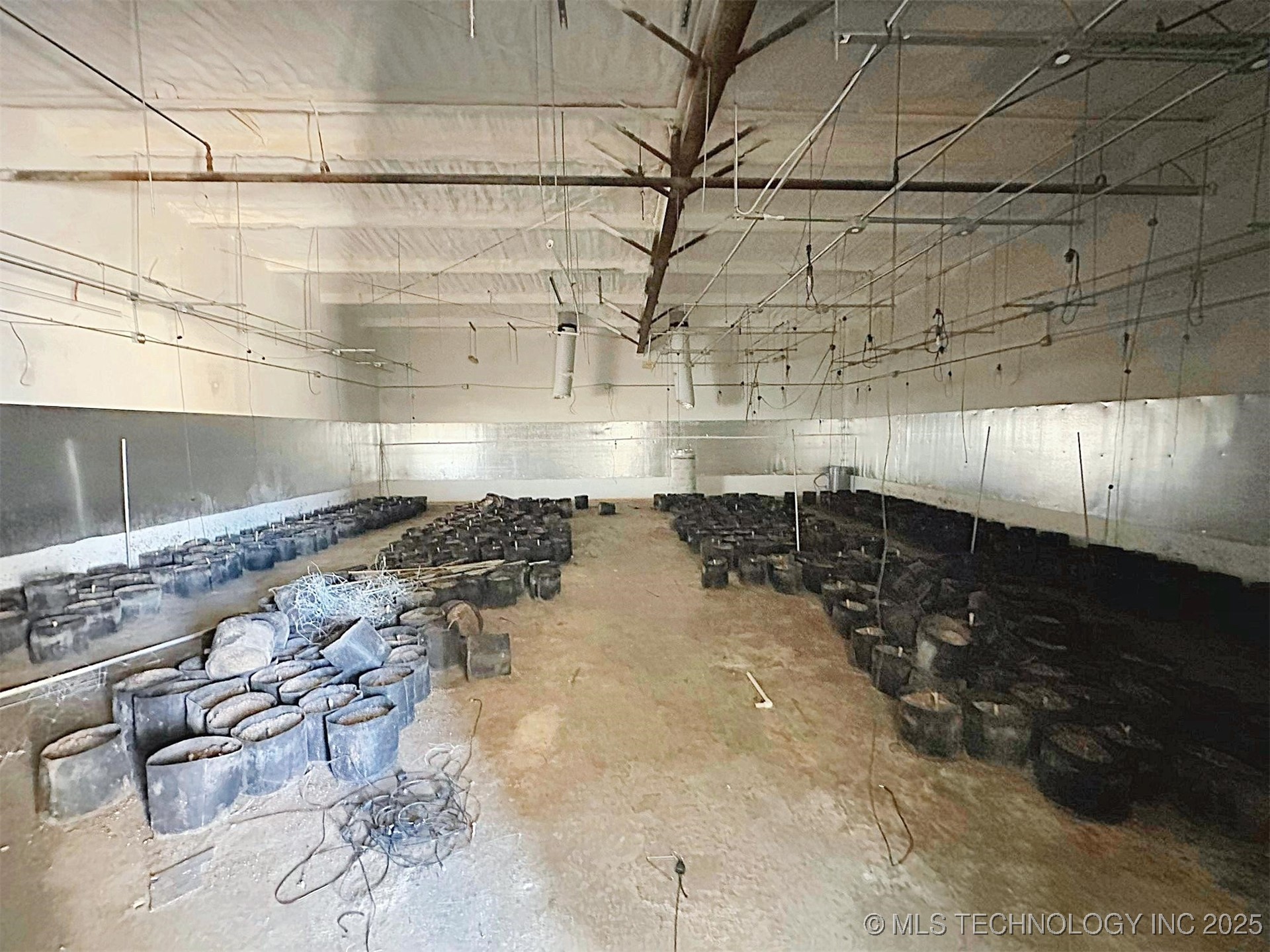 611 Azalea Drive Property Photo 42