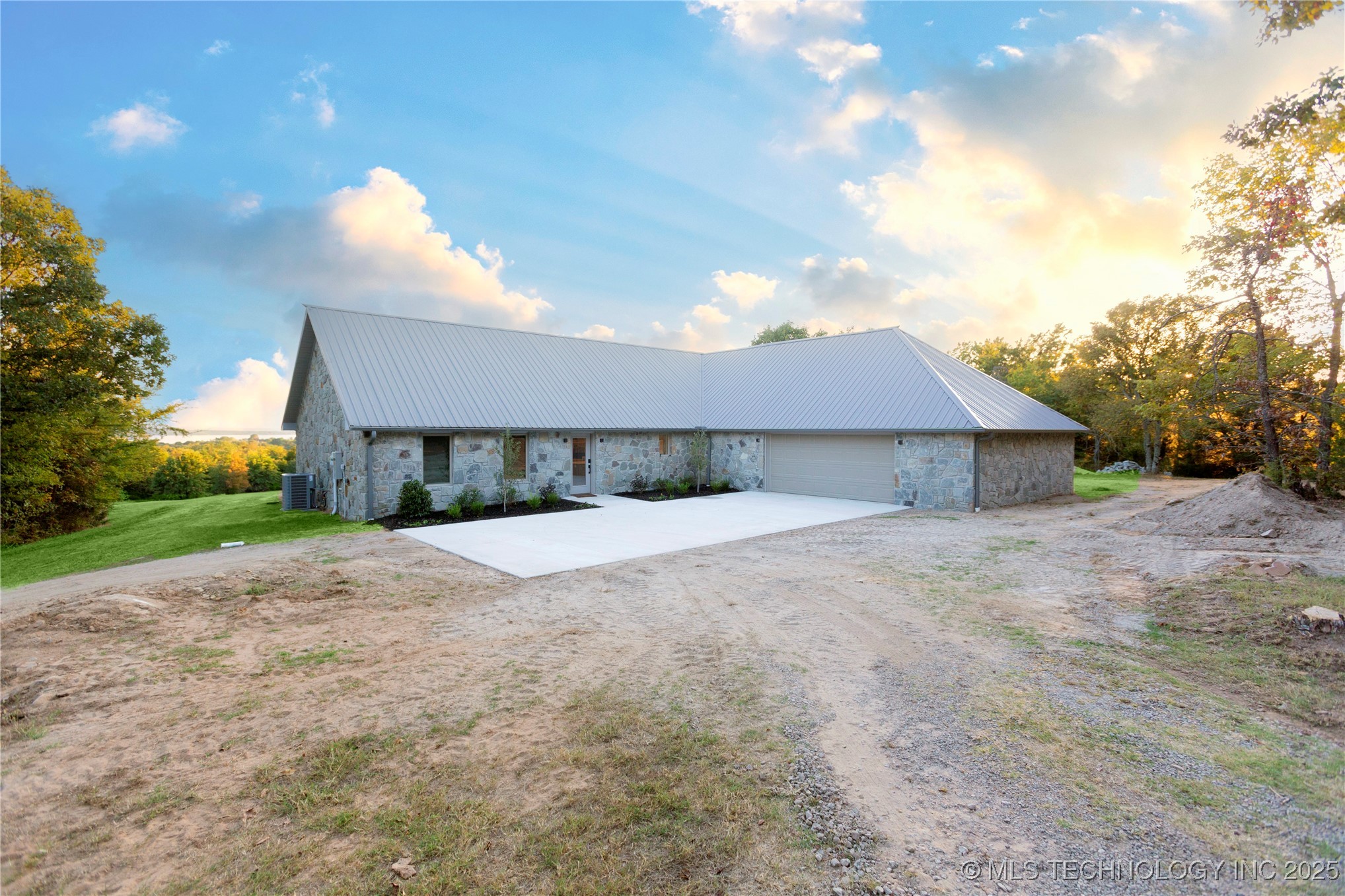 114501 S 4295 Road Property Photo 13