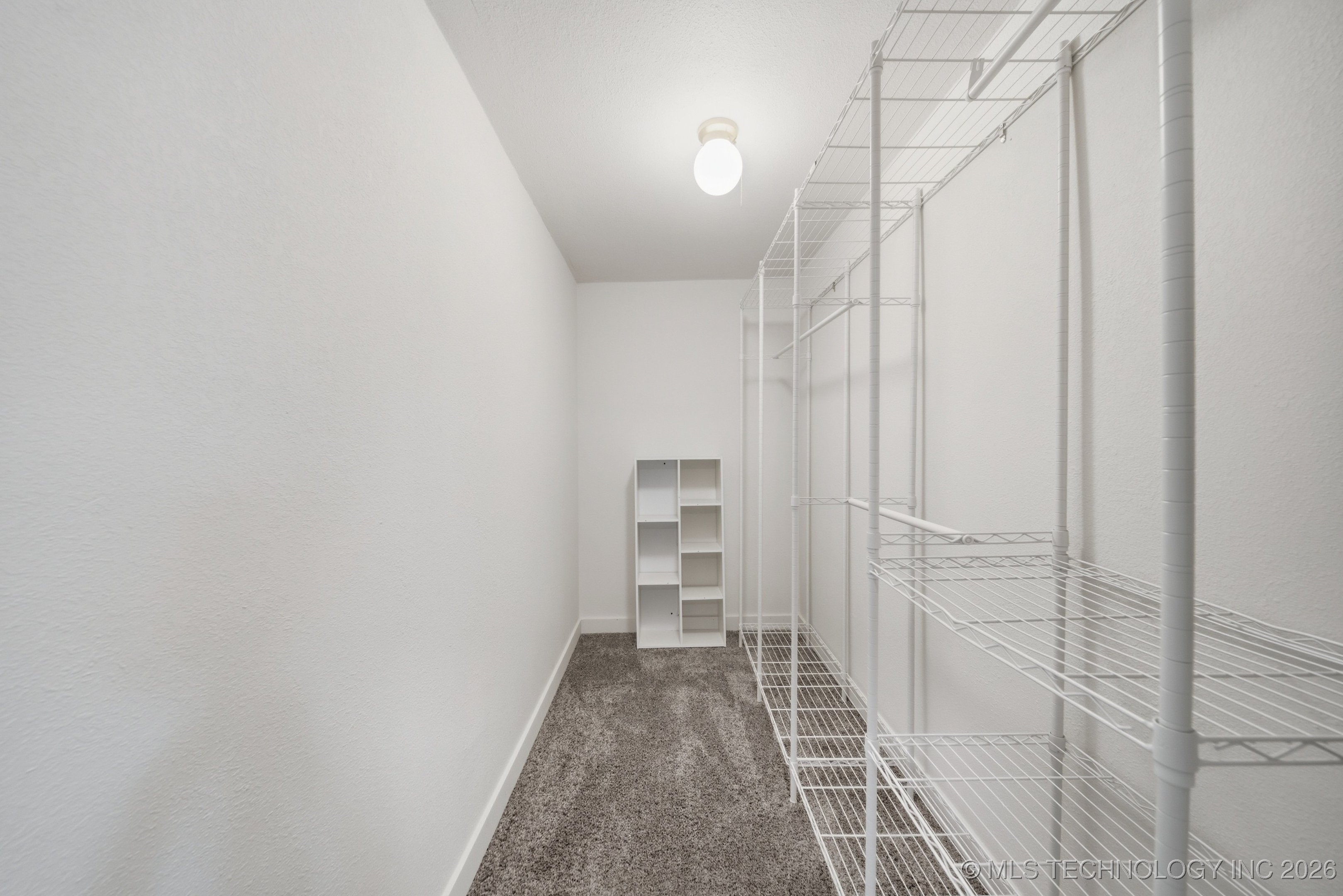 204 S Rowe Property Photo 20