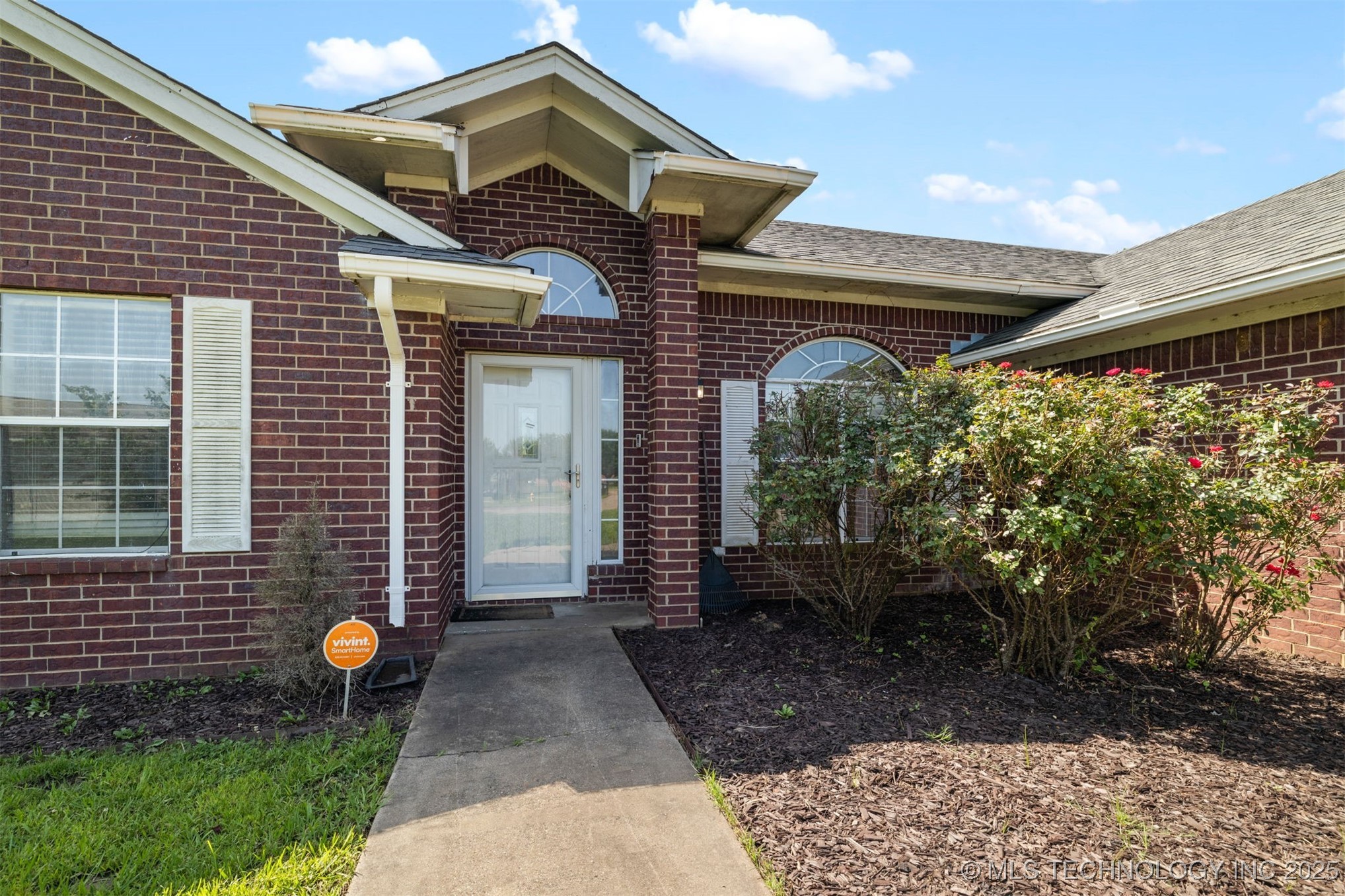 2606 Christy Lane Property Photo 2