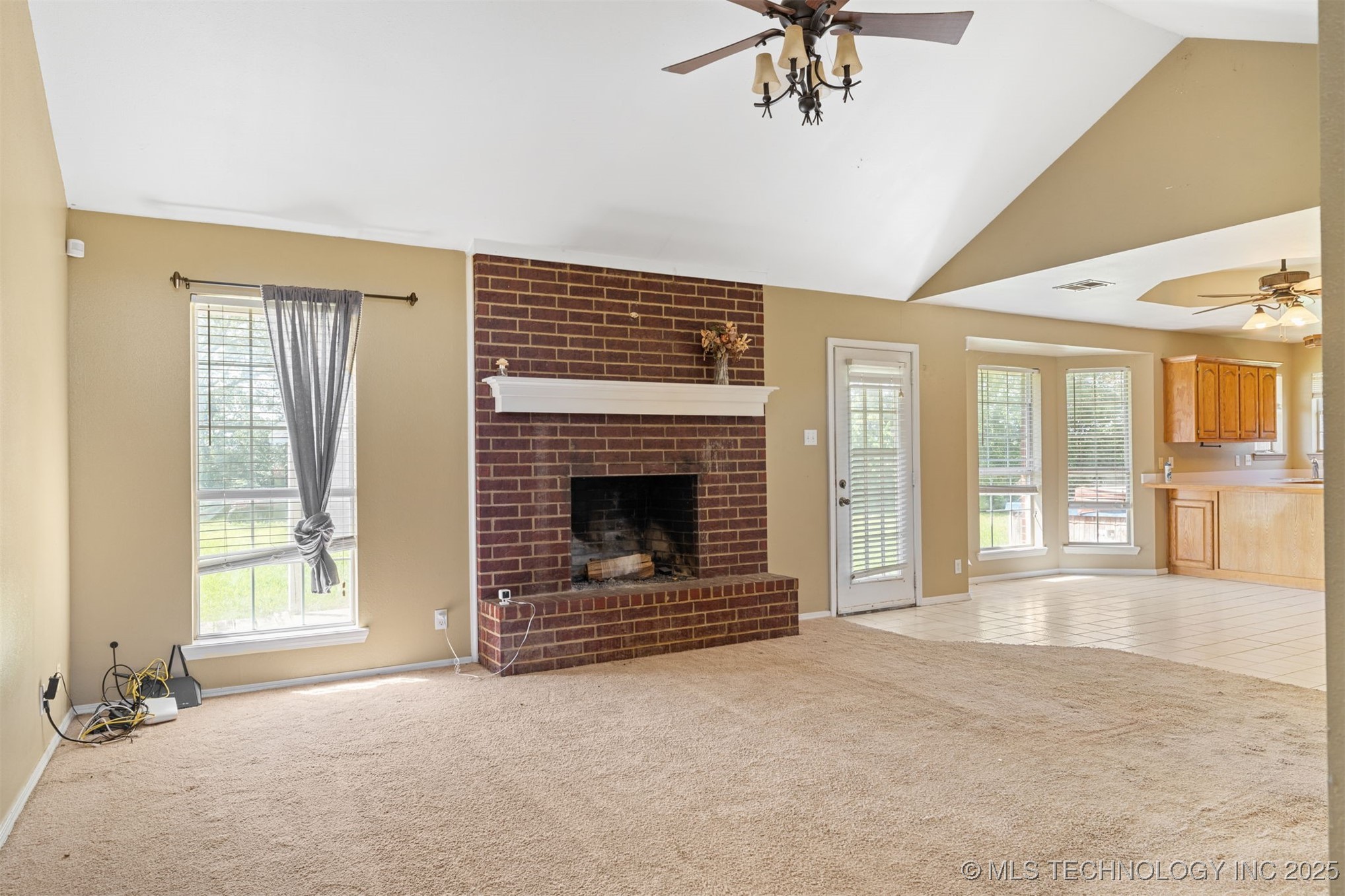 2606 Christy Lane Property Photo 7