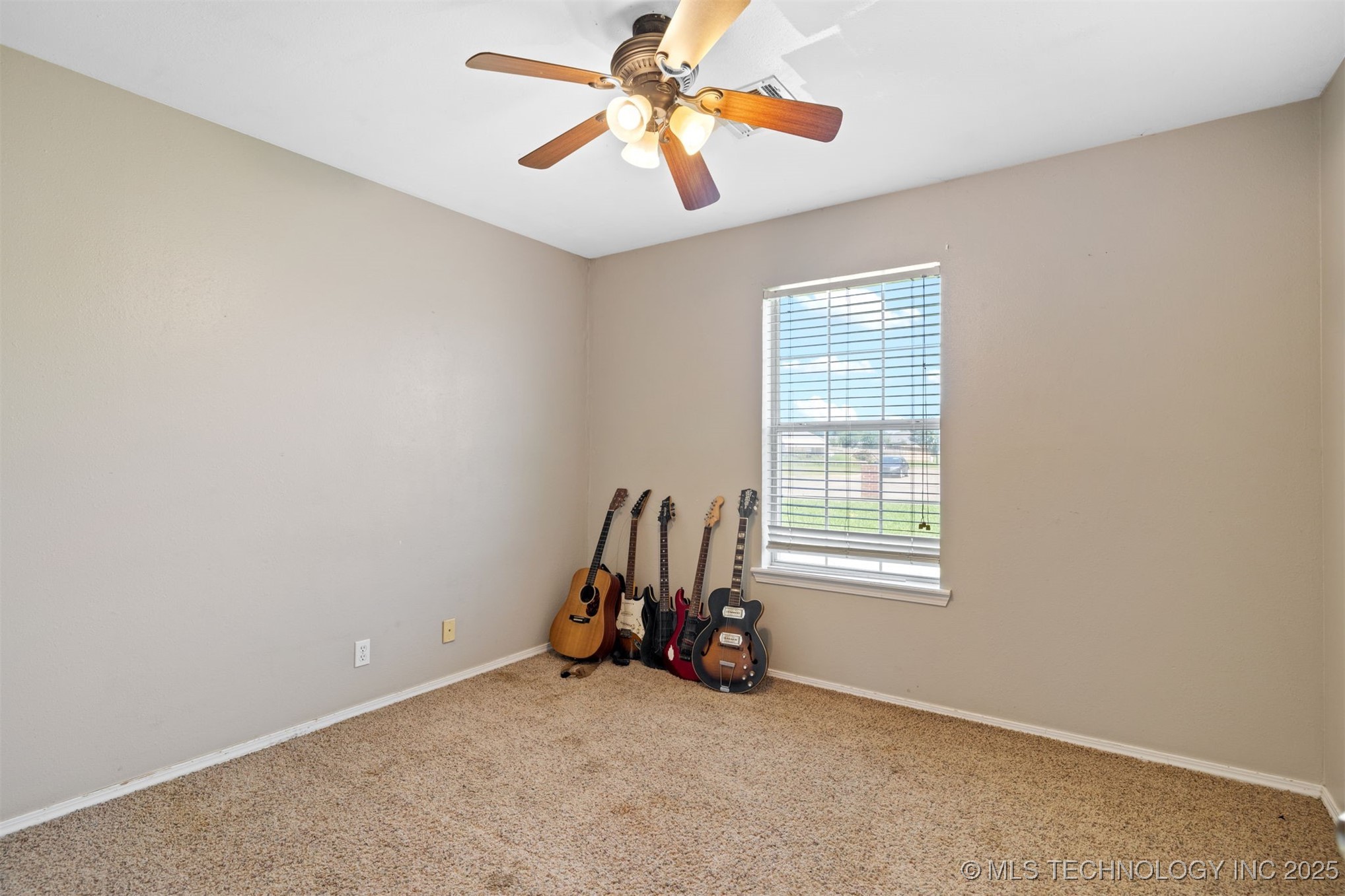 2606 Christy Lane Property Photo 11