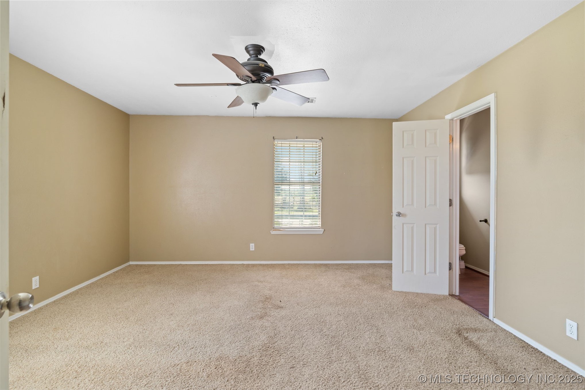 2606 Christy Lane Property Photo 13