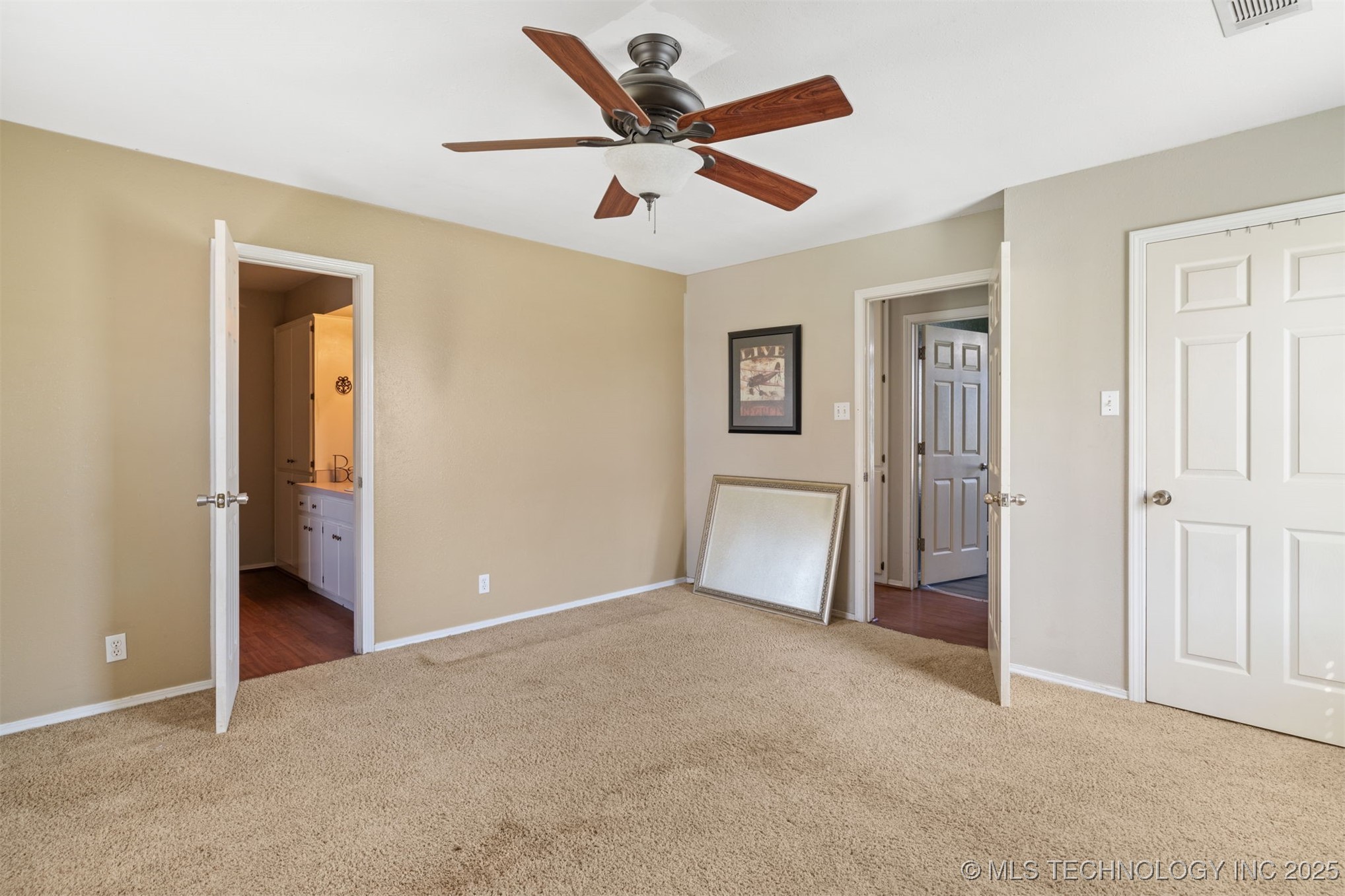 2606 Christy Lane Property Photo 14