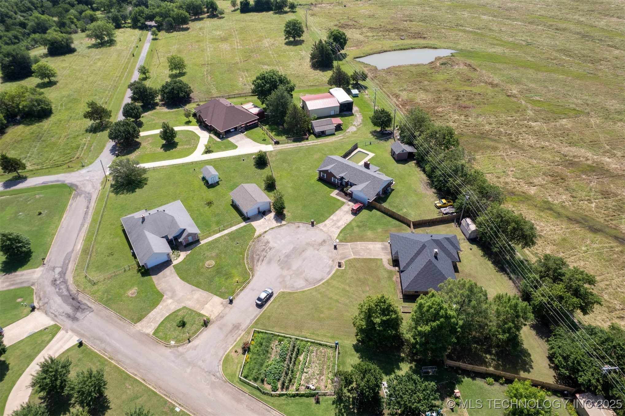 2606 Christy Lane Property Photo 30