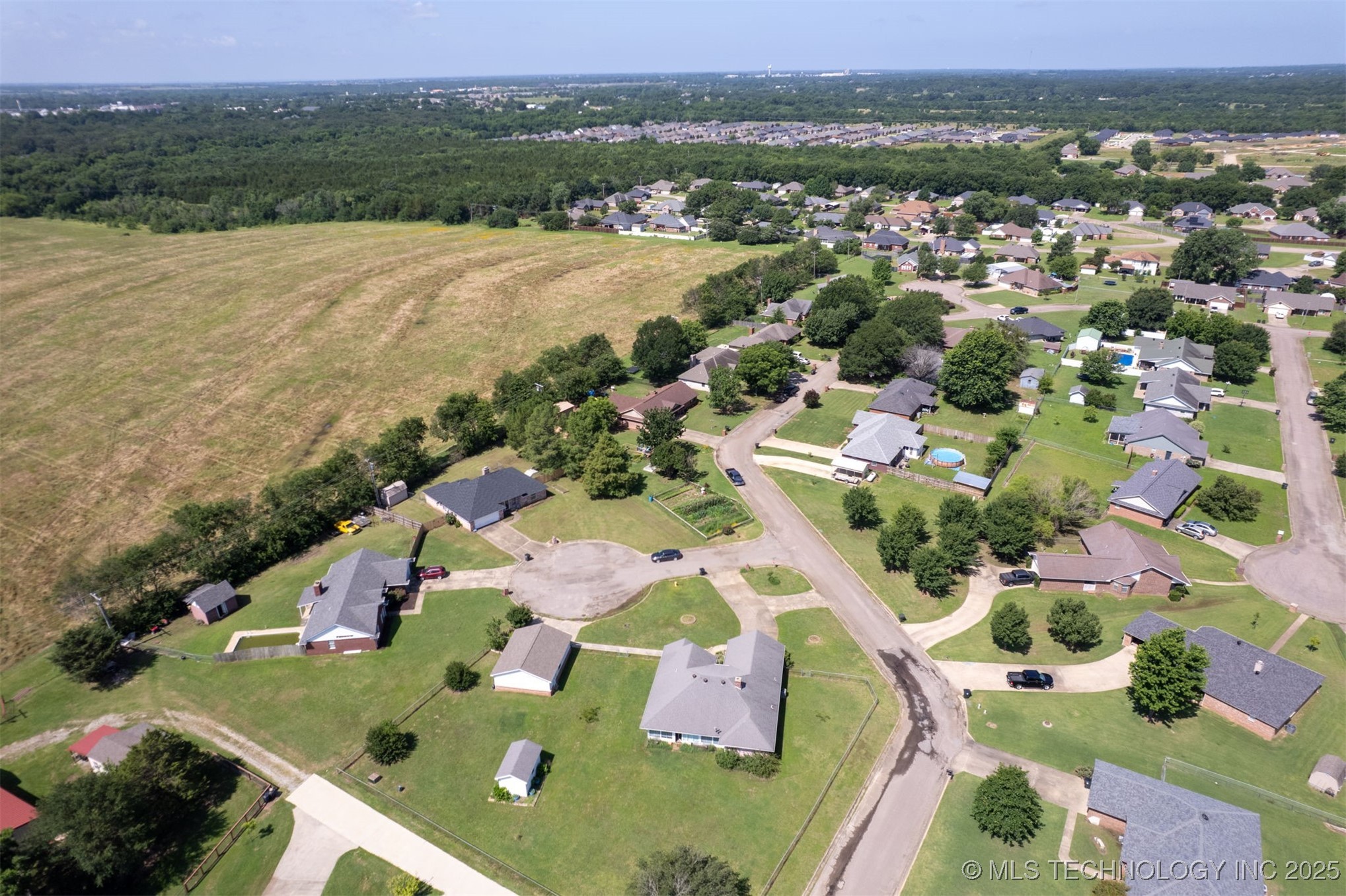 2606 Christy Lane Property Photo 31