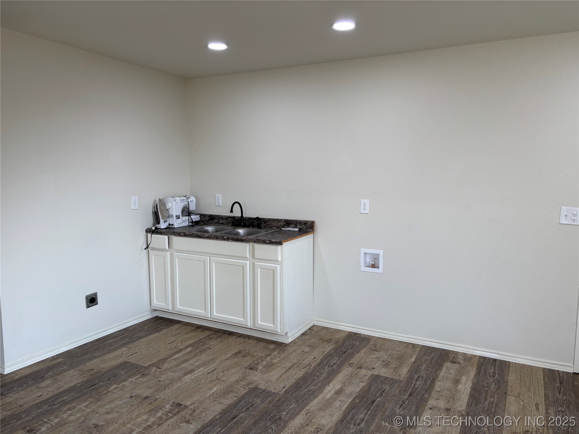 284 Songbird Trail Property Photo 26