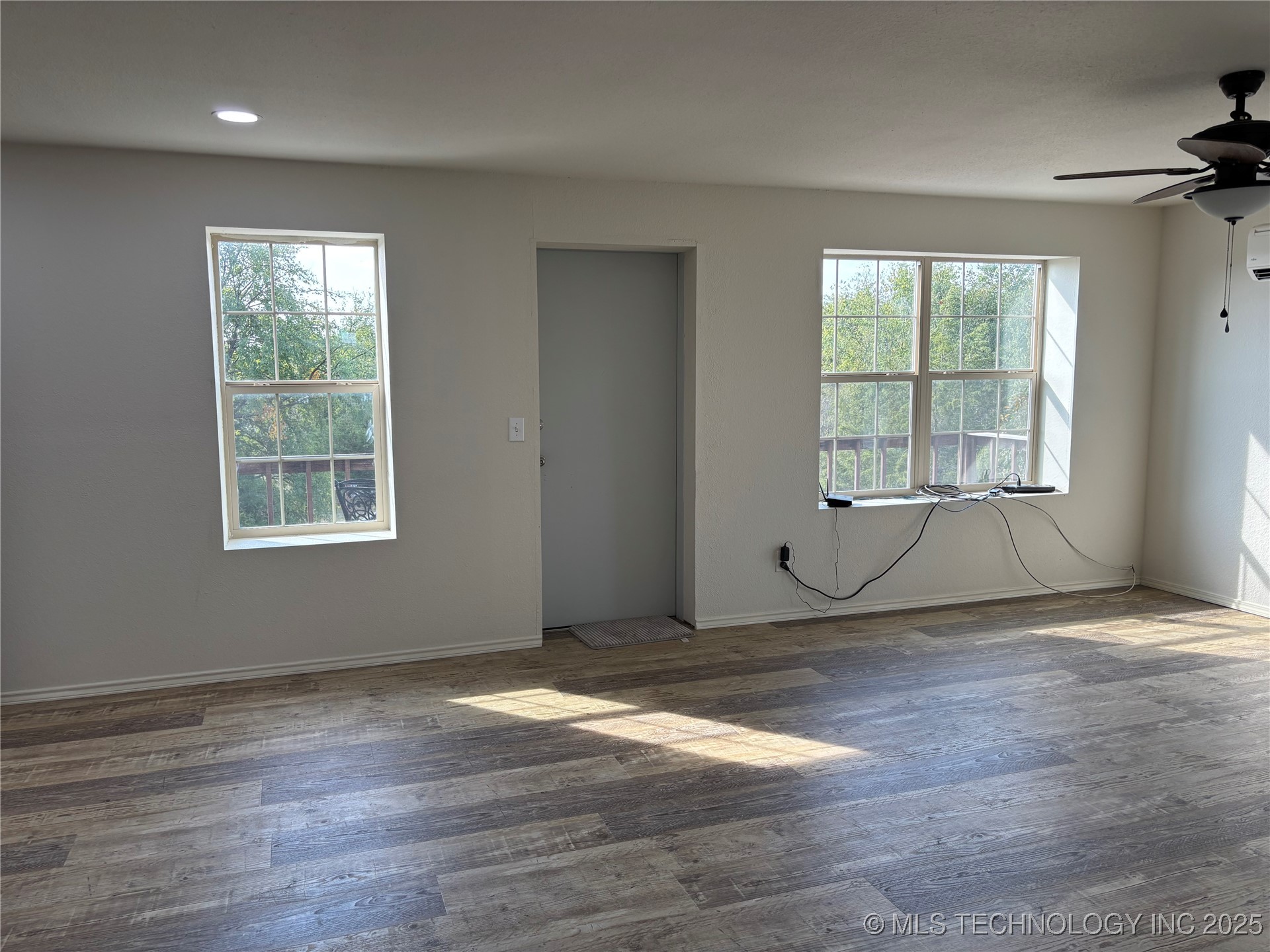 284 Songbird Trail Property Photo 34