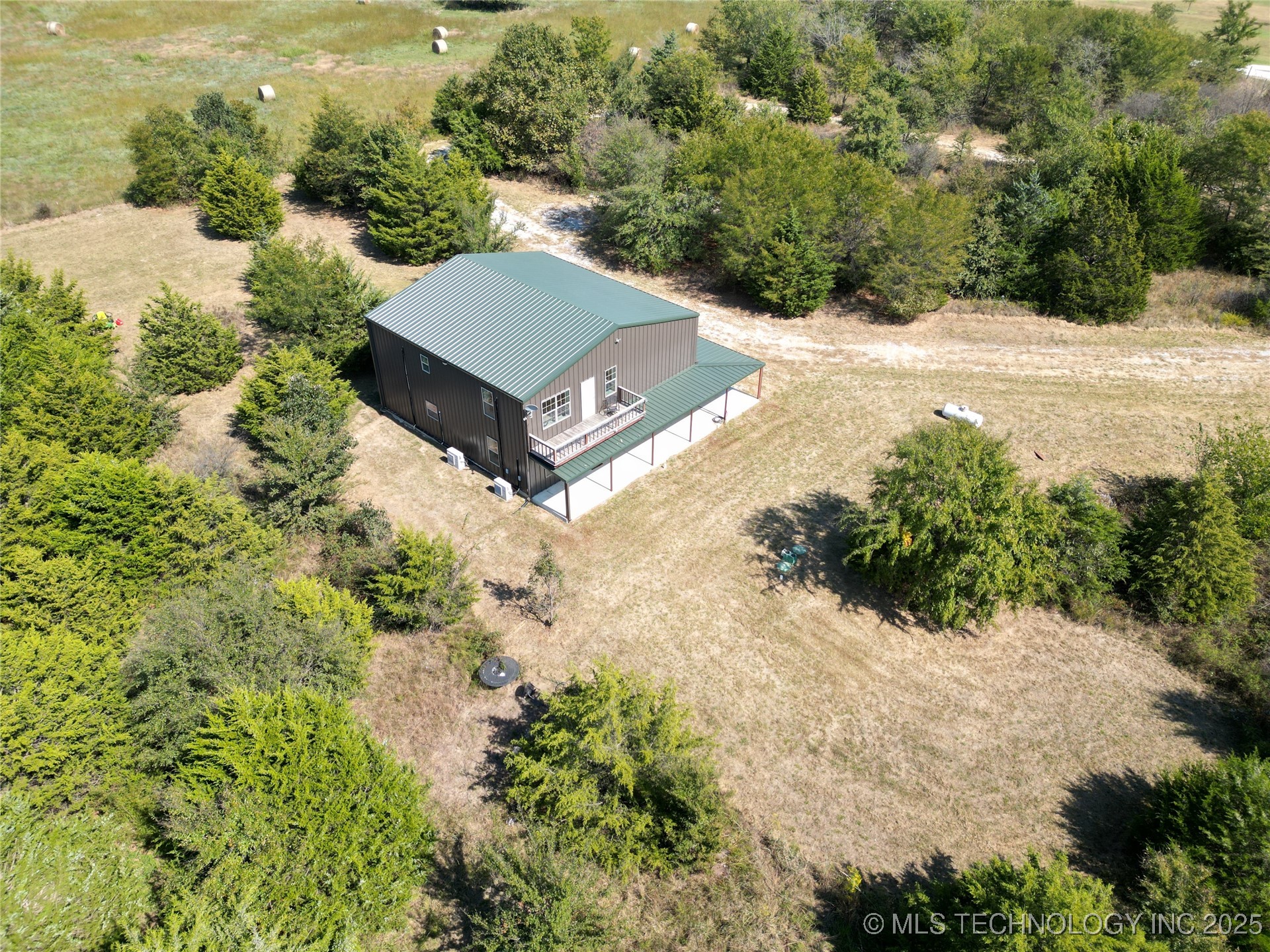 284 Songbird Trail Property Photo 48