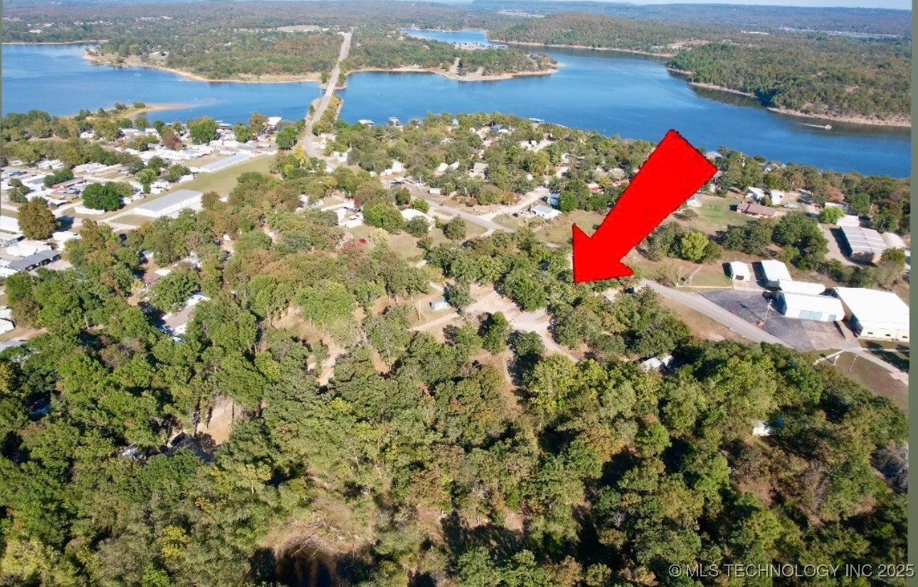 427539 E 1148 Loop Property Photo 3